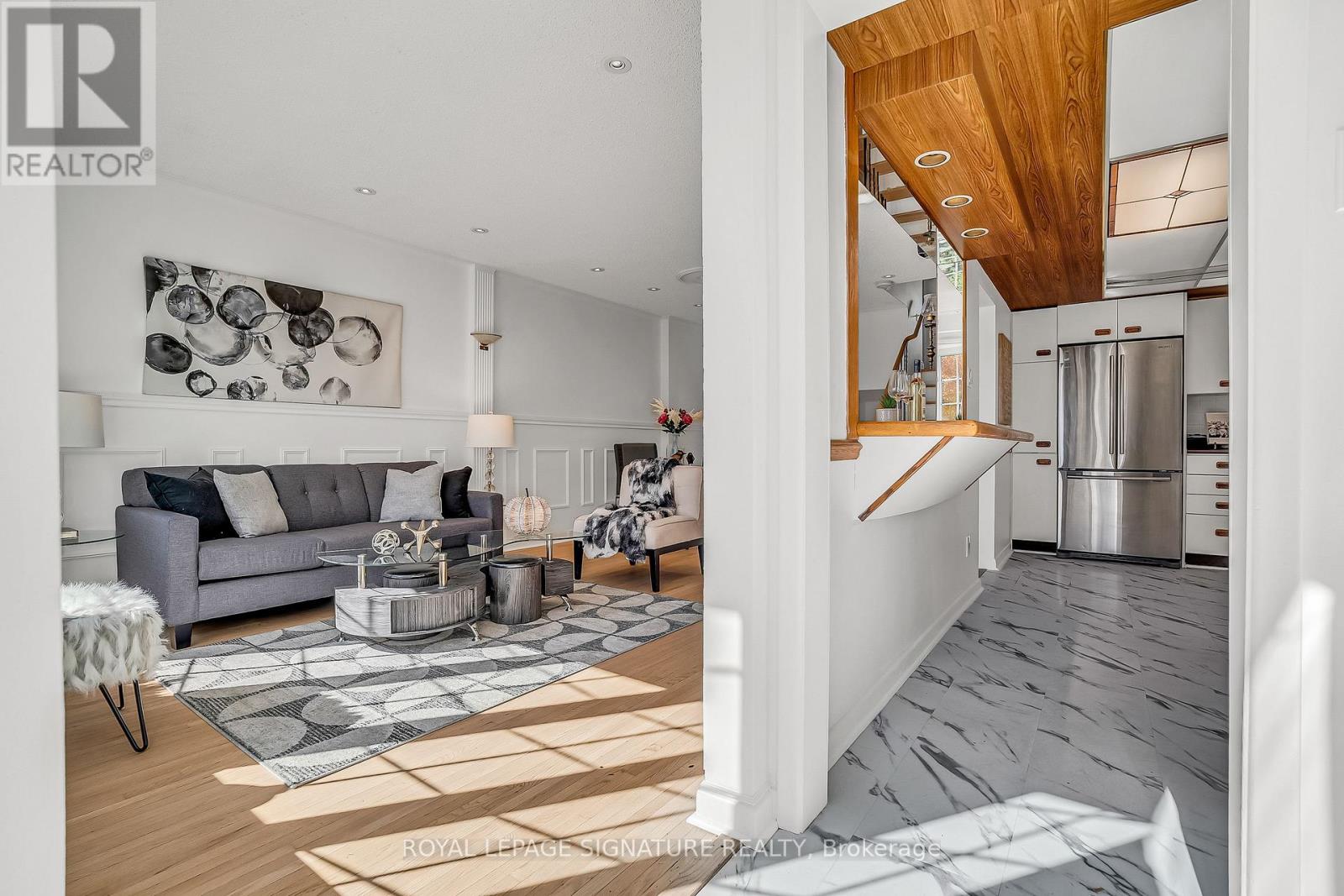 12 Slidell Crescent, Toronto, Ontario  M3A 2C4 - Photo 3 - C12695322