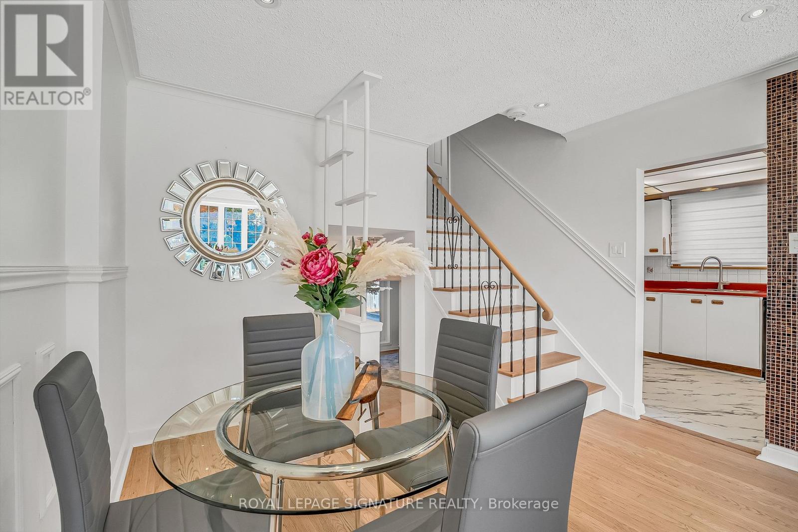 12 Slidell Crescent, Toronto, Ontario  M3A 2C4 - Photo 8 - C12695322