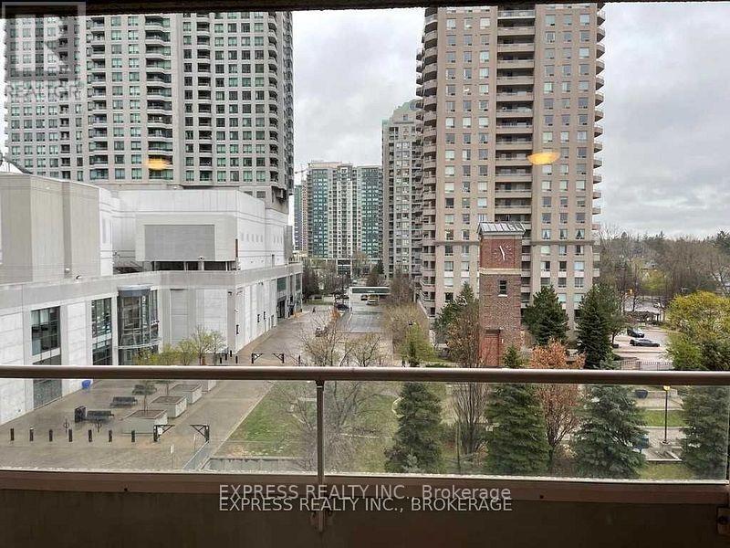 601 - 18 Hillcrest Avenue, Toronto, Ontario  M2N 6T5 - Photo 12 - C12695352