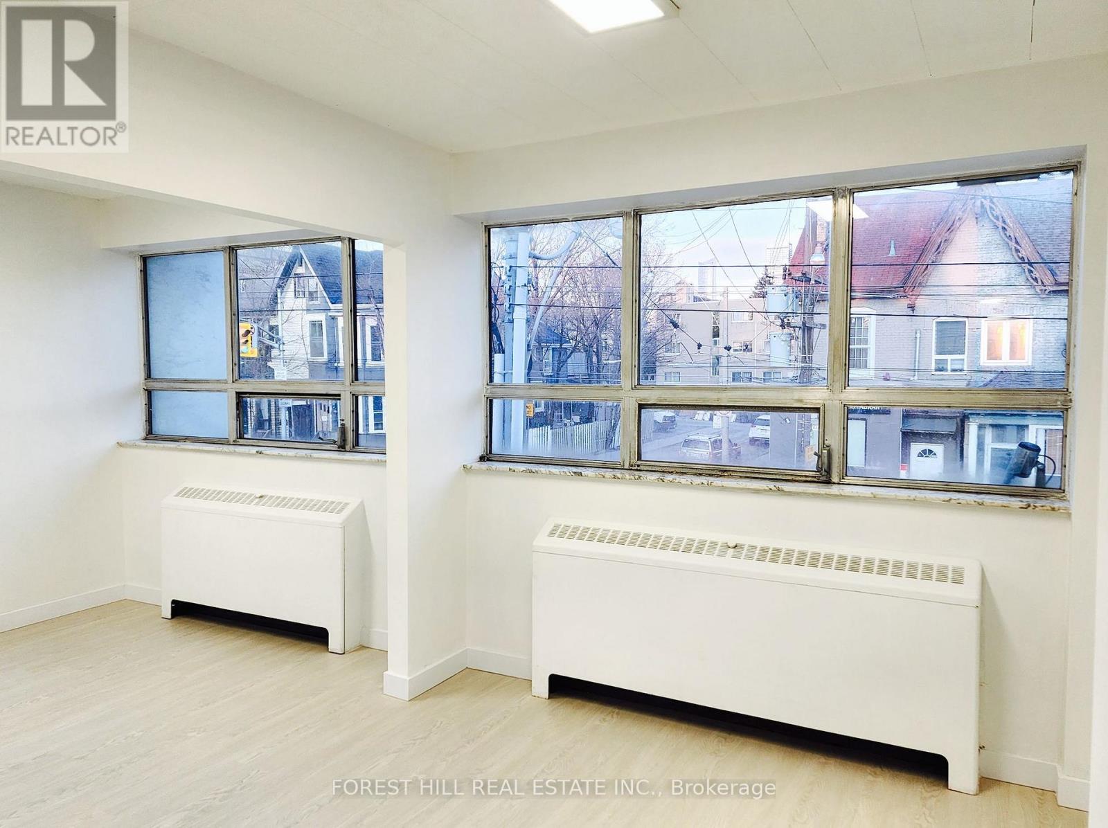 250 - 226 Bathurst Street, Toronto, Ontario  M5T 2R9 - Photo 16 - C12695380