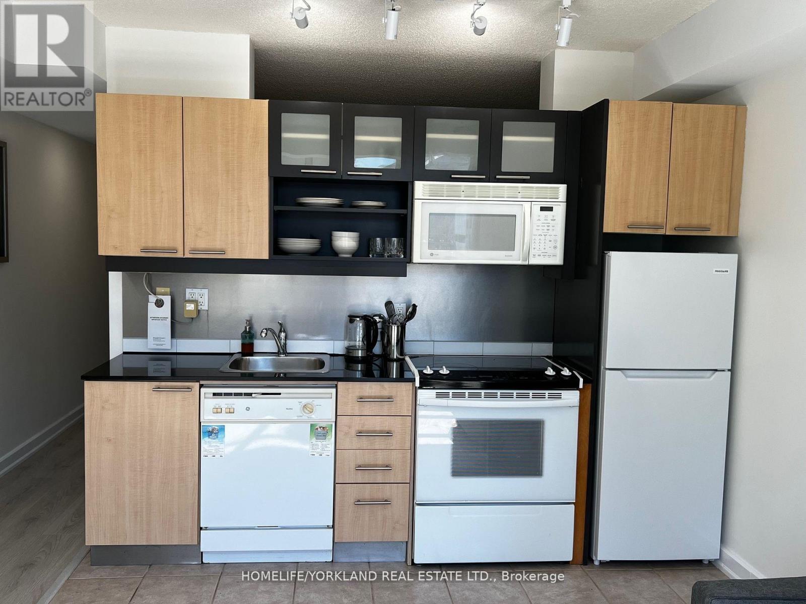 515 - 36 Blue Jays Way, Toronto, Ontario  M5V 3T3 - Photo 4 - C12695406