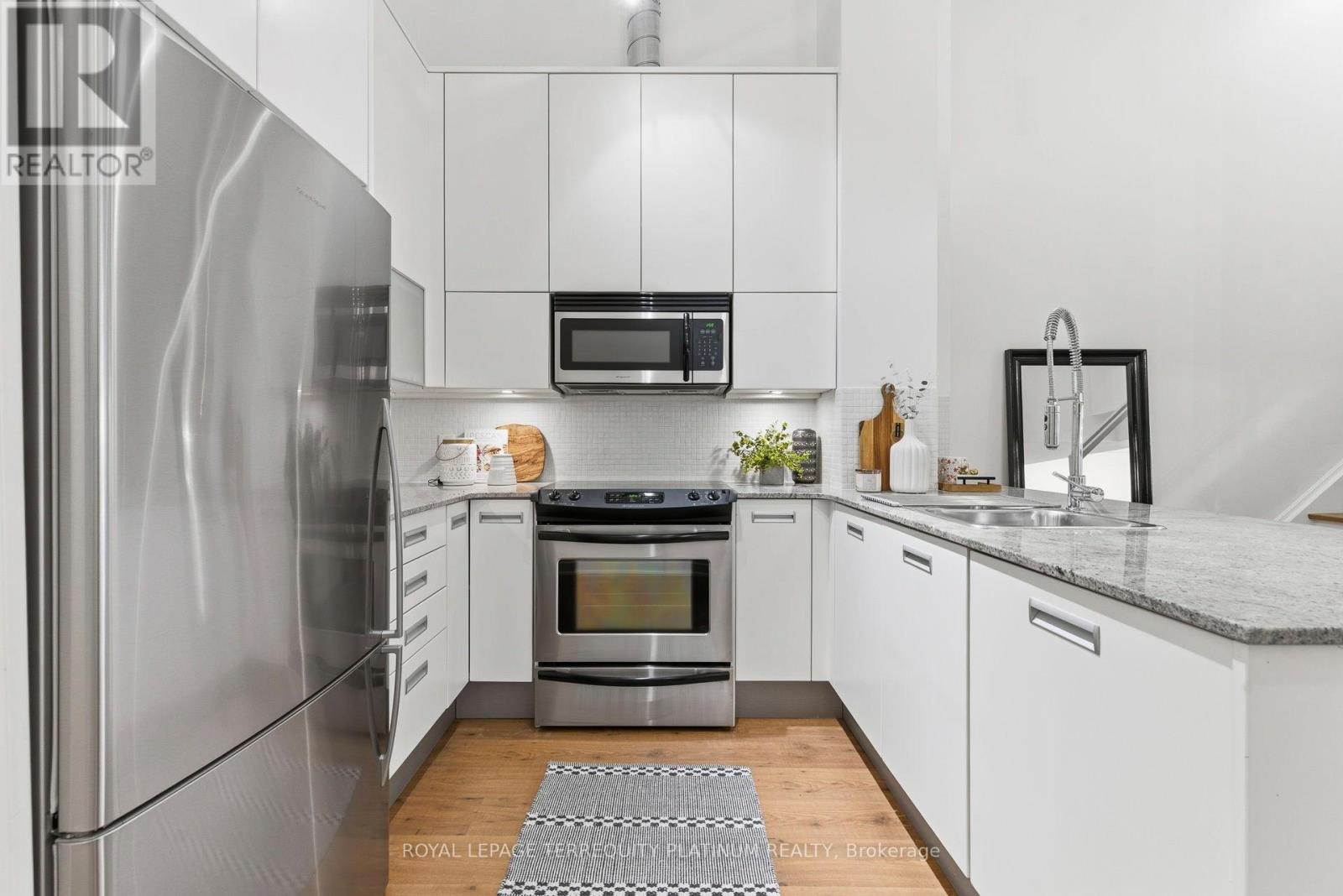 101 - 380 Macpherson Avenue, Toronto, Ontario  M4V 3E3 - Photo 14 - C12695408