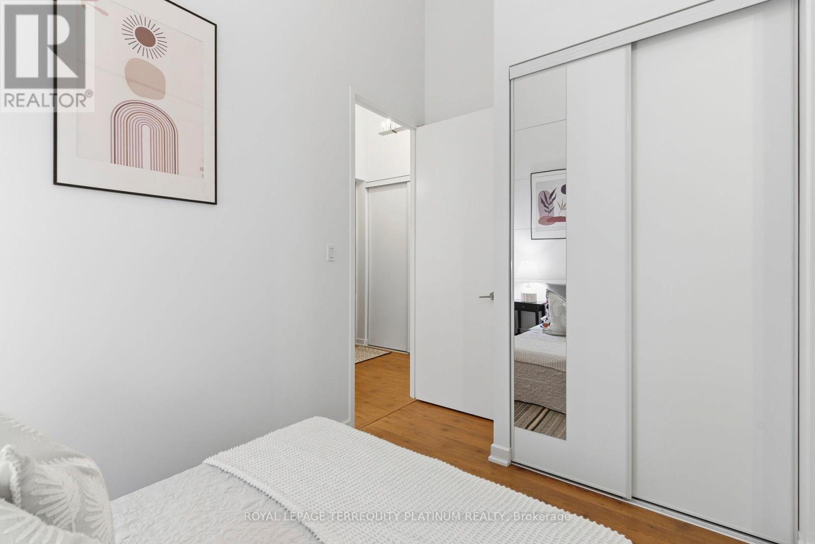 101 - 380 Macpherson Avenue, Toronto, Ontario  M4V 3E3 - Photo 32 - C12695408