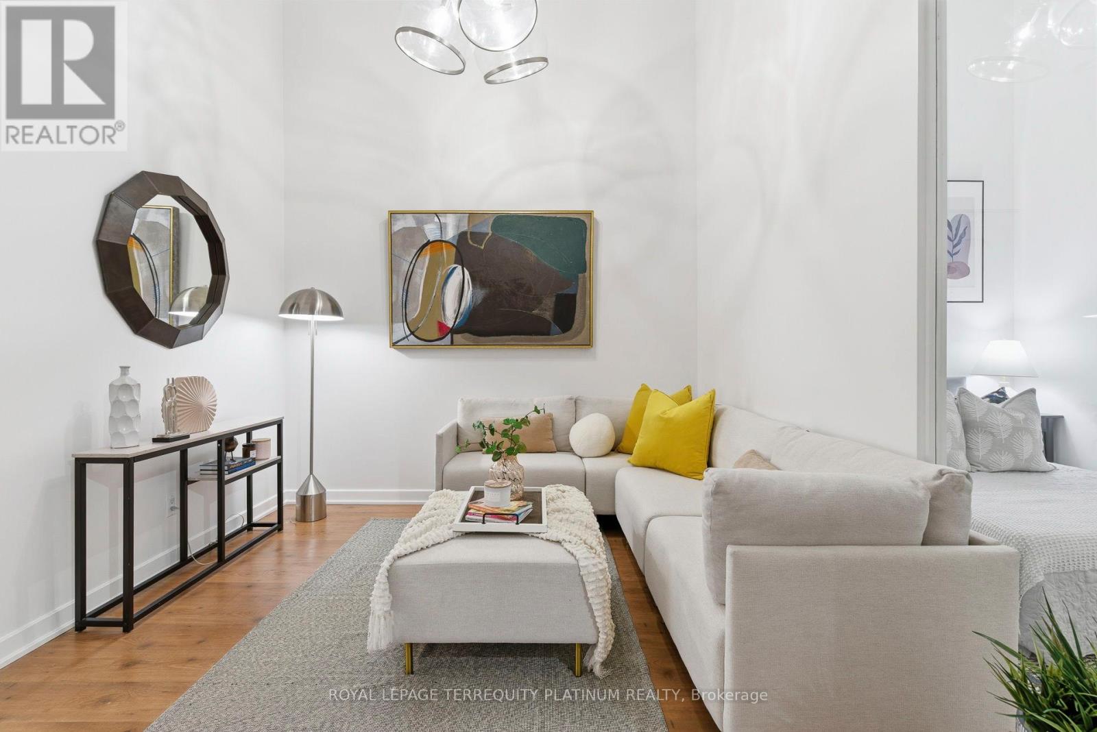 101 - 380 Macpherson Avenue, Toronto, Ontario  M4V 3E3 - Photo 9 - C12695408