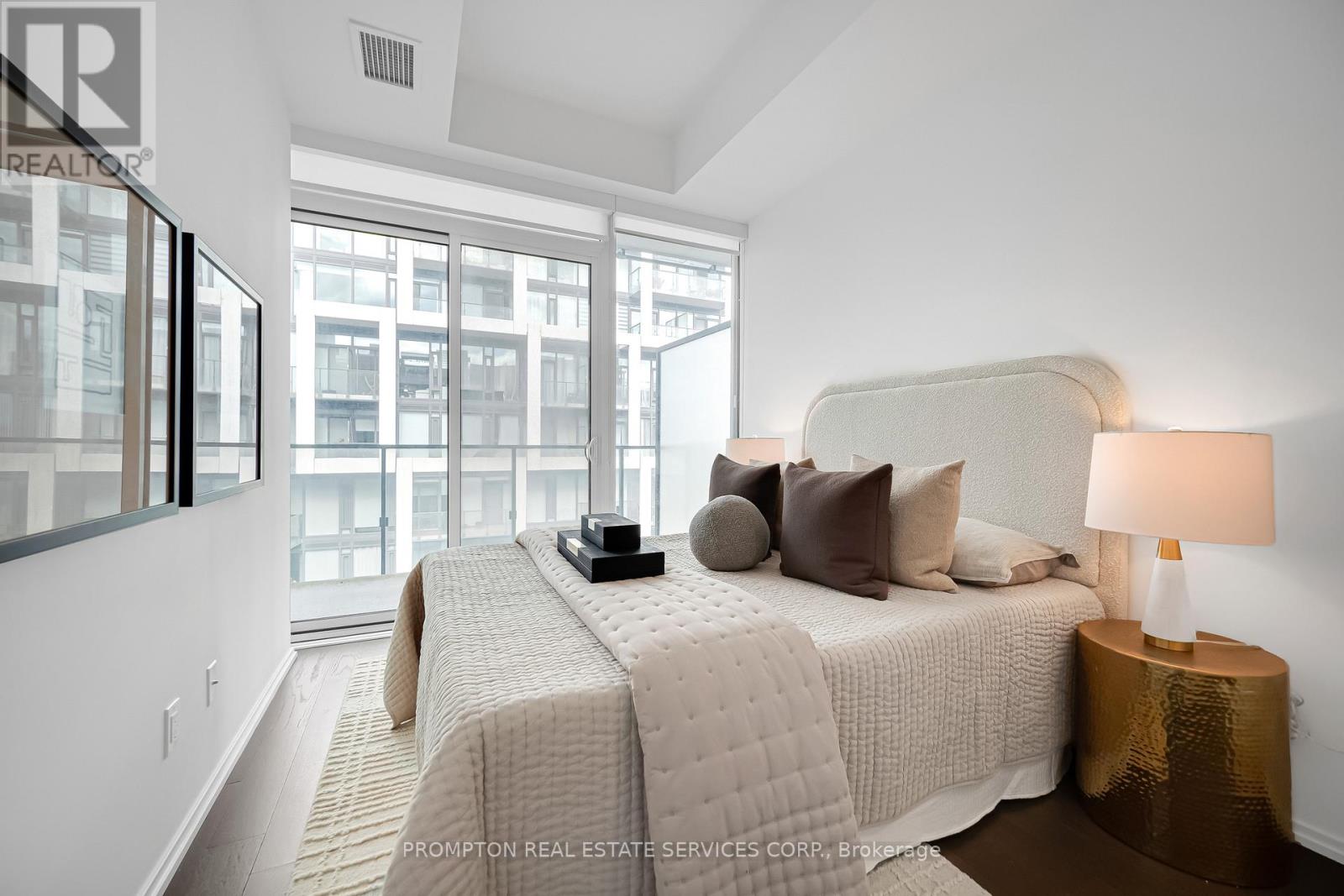 1732 - 8 Hillsdale Avenue E, Toronto, Ontario  M4S 0B2 - Photo 17 - C12695416