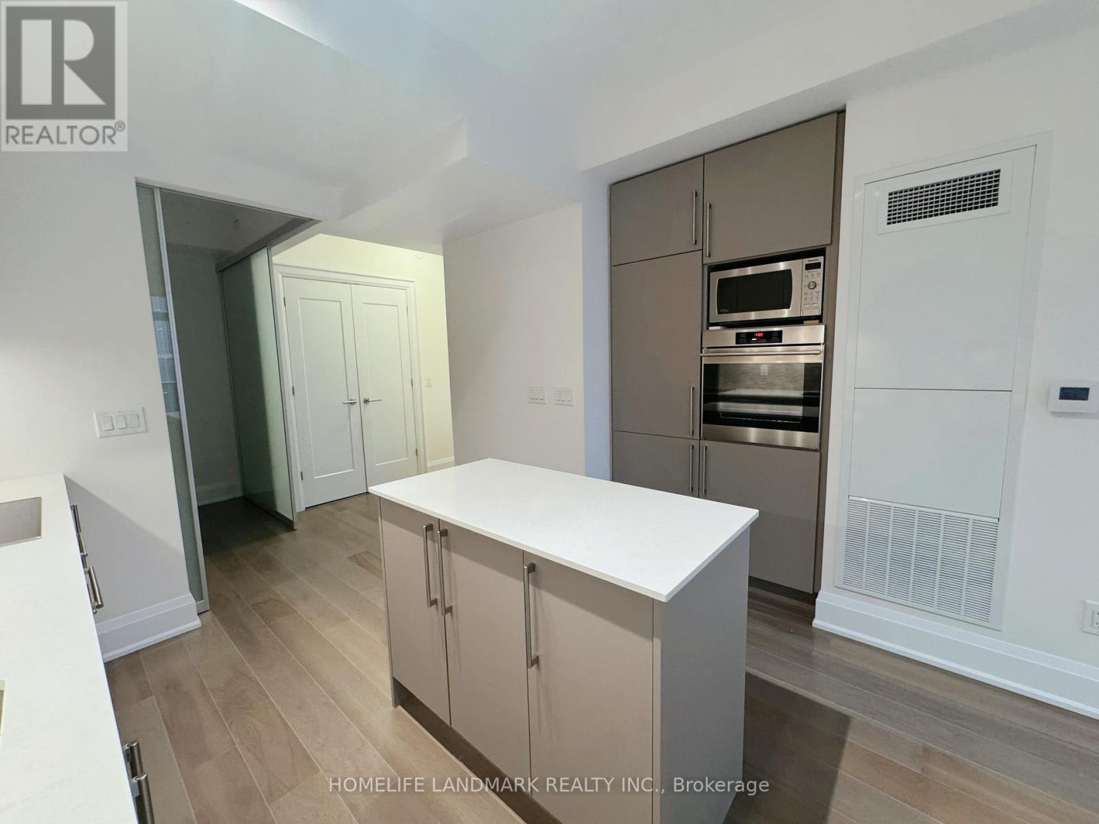 1010 - 88 Cumberland Street, Toronto, Ontario  M5R 0C8 - Photo 11 - C12695418