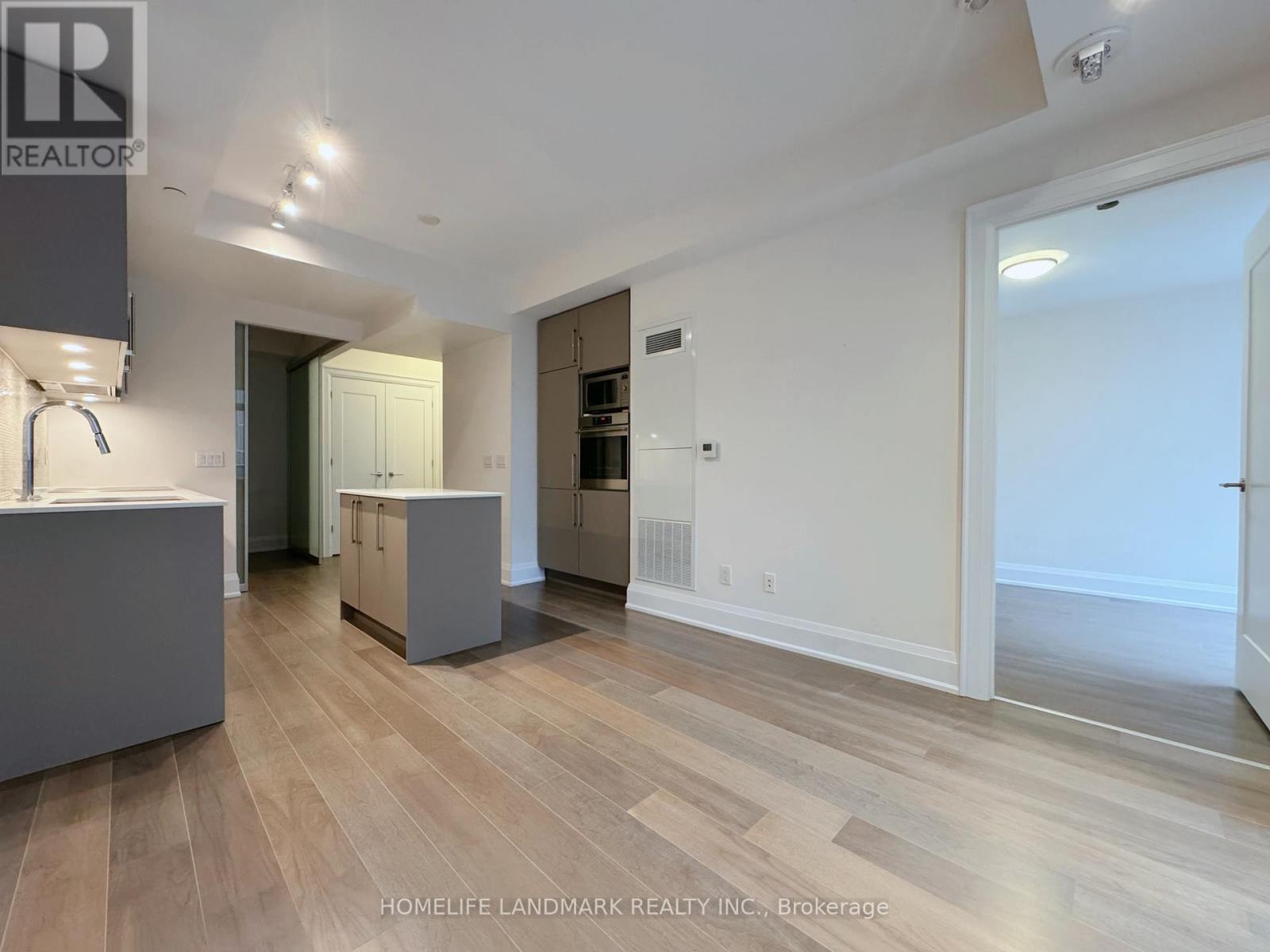 1010 - 88 Cumberland Street, Toronto, Ontario  M5R 0C8 - Photo 13 - C12695418