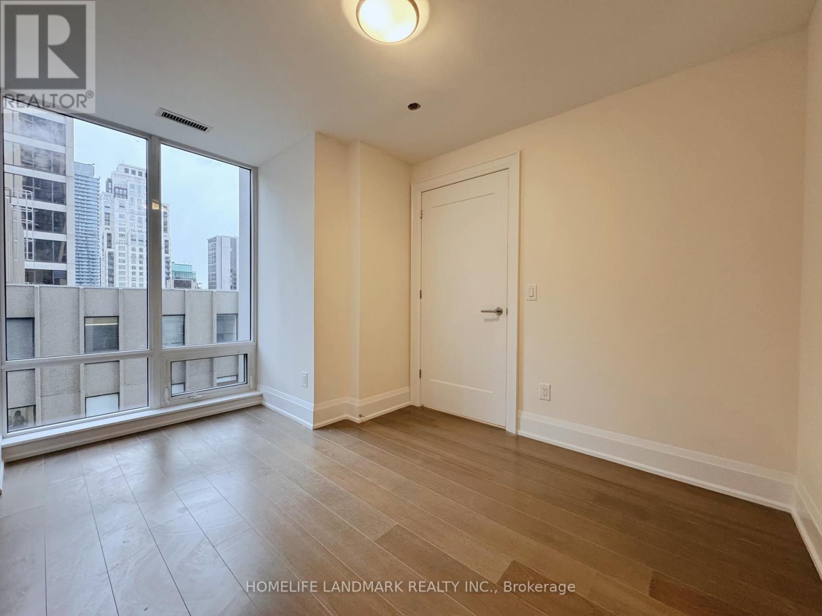 1010 - 88 Cumberland Street, Toronto, Ontario  M5R 0C8 - Photo 16 - C12695418