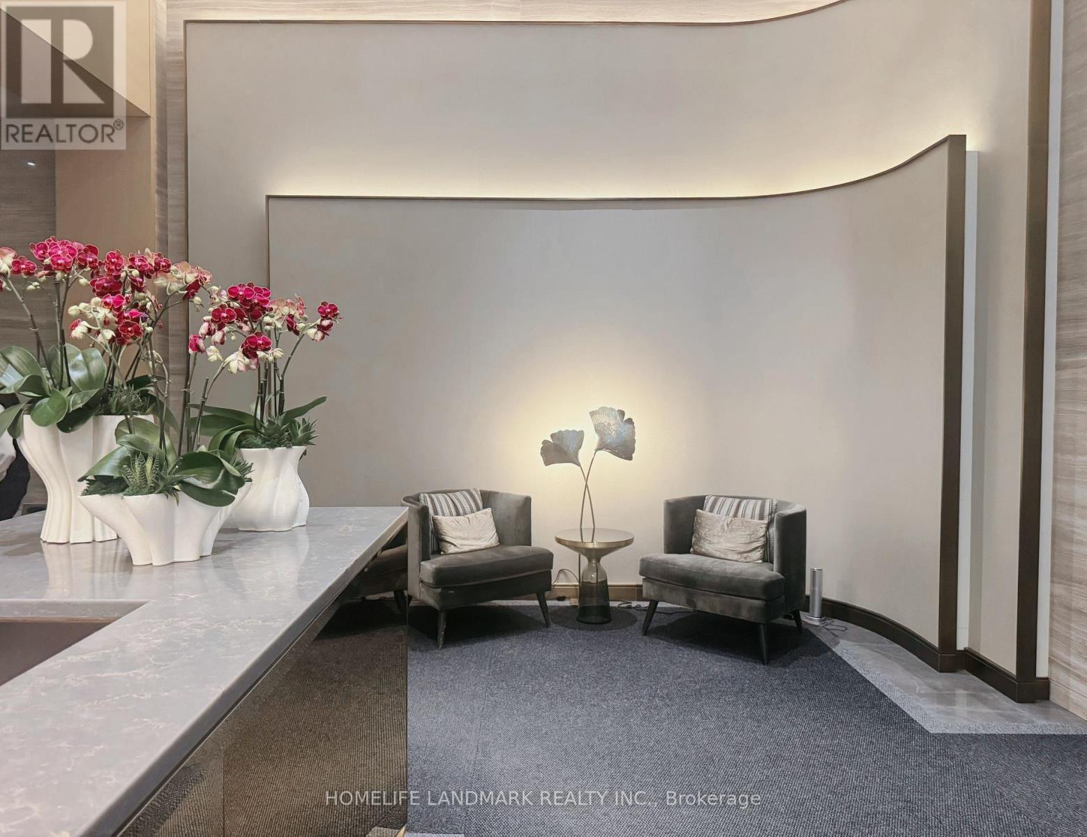 1010 - 88 Cumberland Street, Toronto, Ontario  M5R 0C8 - Photo 4 - C12695418