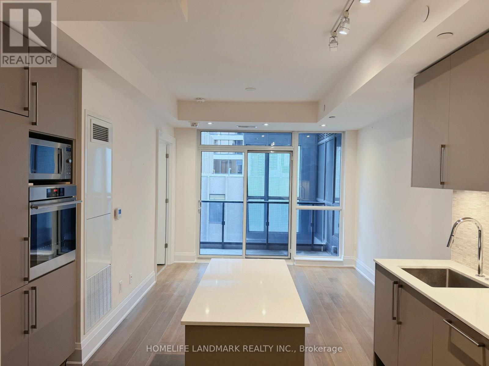 1010 - 88 Cumberland Street, Toronto, Ontario  M5R 0C8 - Photo 9 - C12695418