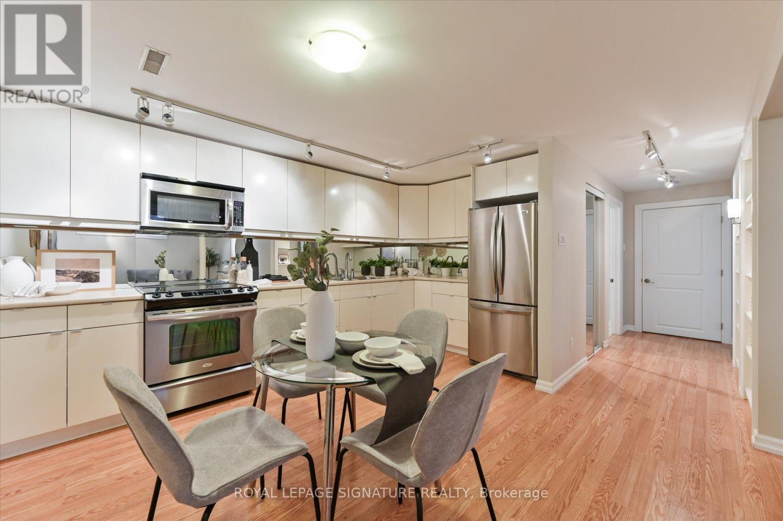 189 Sloane Avenue, Toronto, Ontario  M4A 2C5 - Photo 16 - C12695422