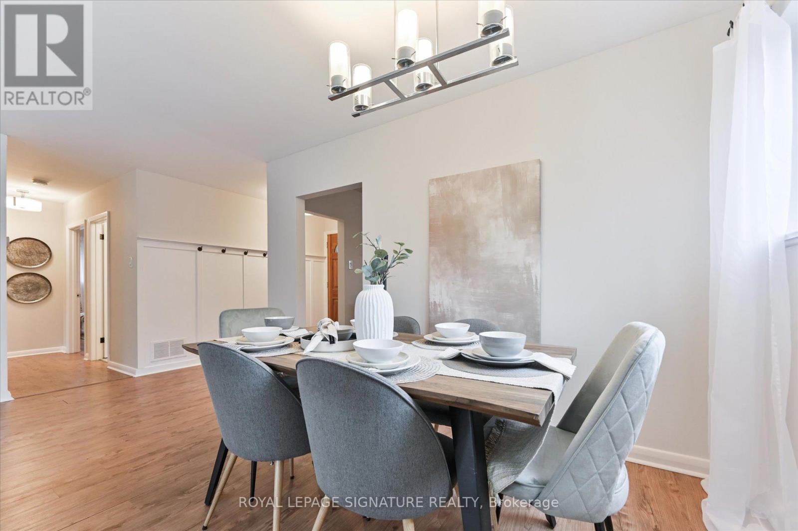 189 Sloane Avenue, Toronto, Ontario  M4A 2C5 - Photo 6 - C12695422