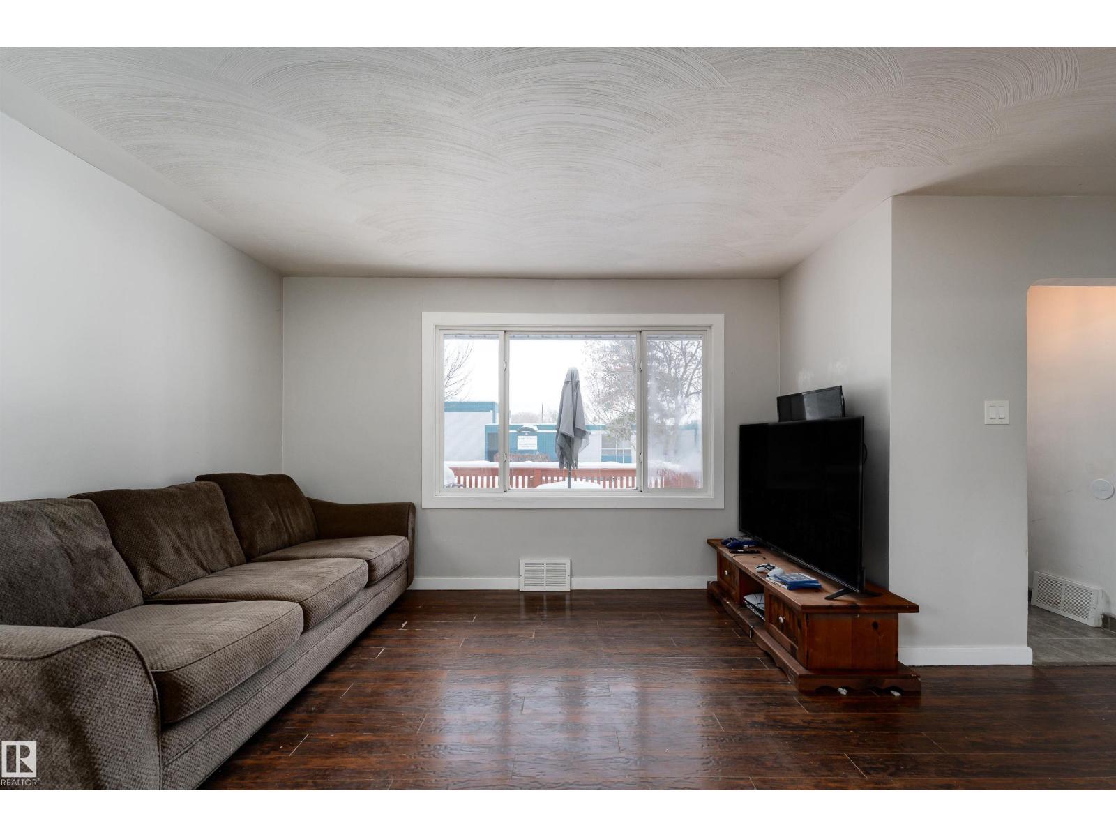 12316 140 St Nw, Edmonton, Alberta  T5L 2C8 - Photo 3 - E4469865