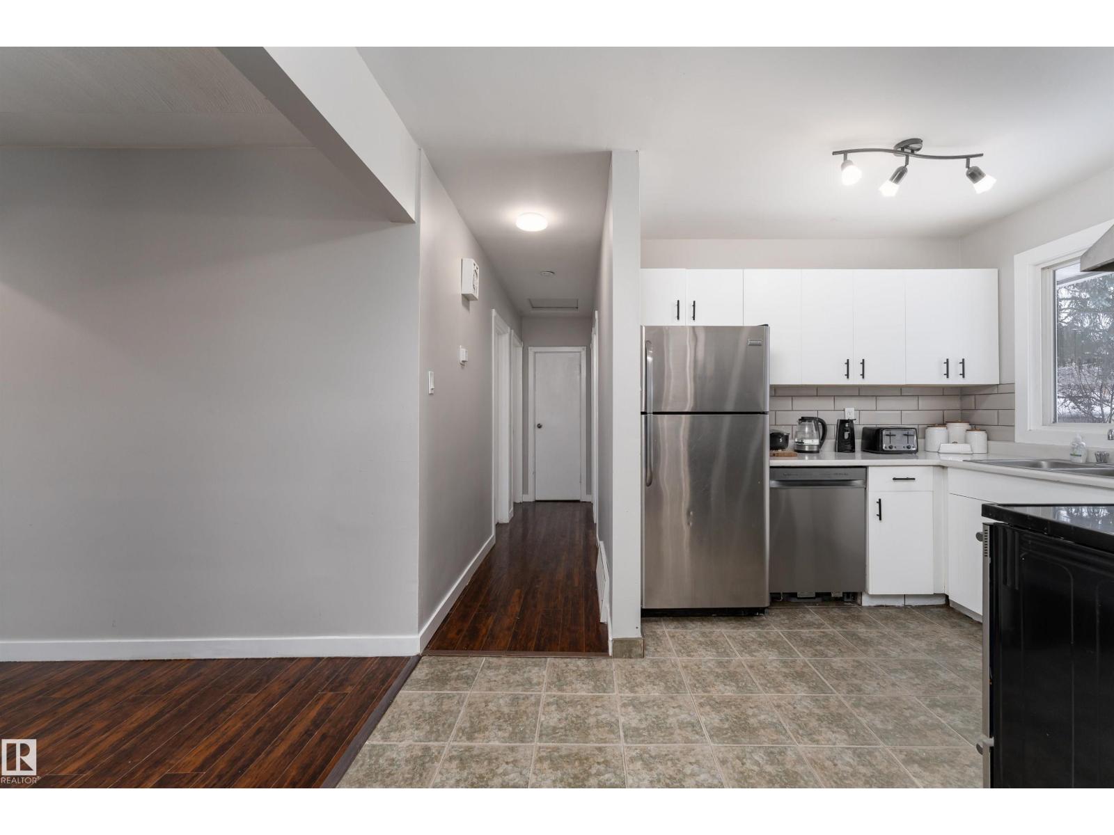 12316 140 St Nw, Edmonton, Alberta  T5L 2C8 - Photo 10 - E4469865