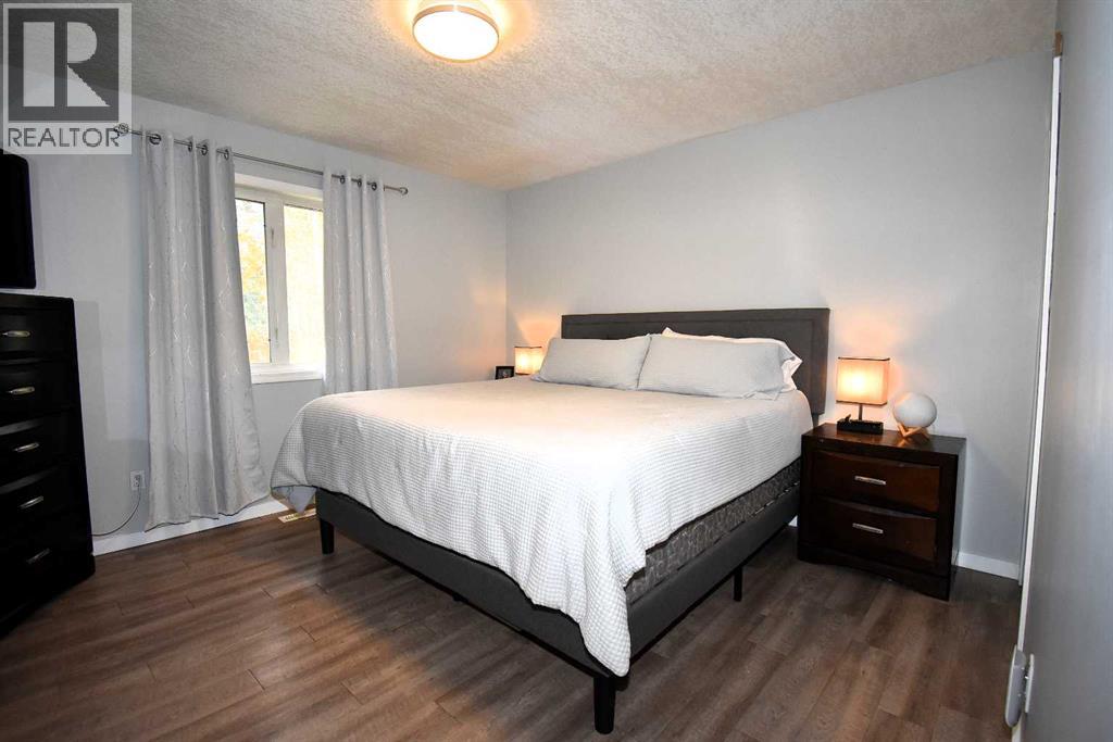 309 Eaton Drive, Hinton, Alberta  T7V 1Y5 - Photo 18 - A2263626