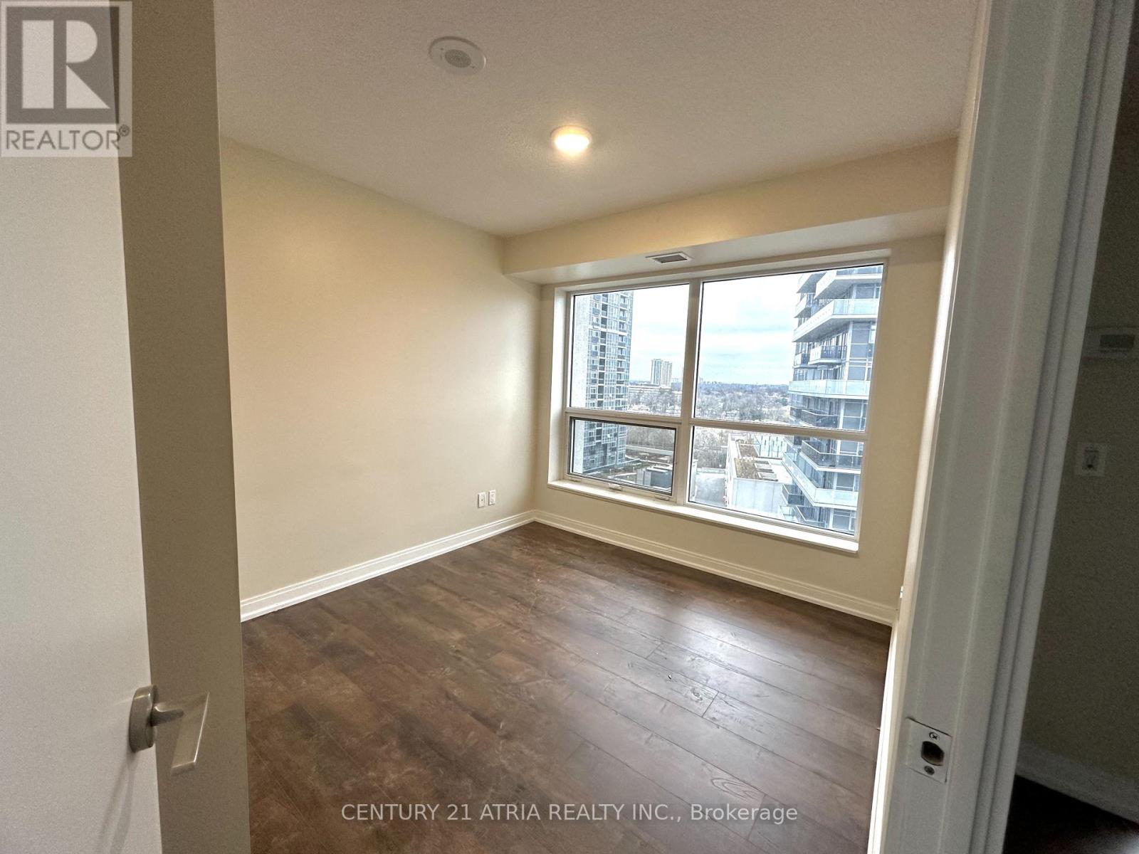 1019 - 181 Village Green Square, Toronto, Ontario  M1S 0K6 - Photo 6 - E12694348