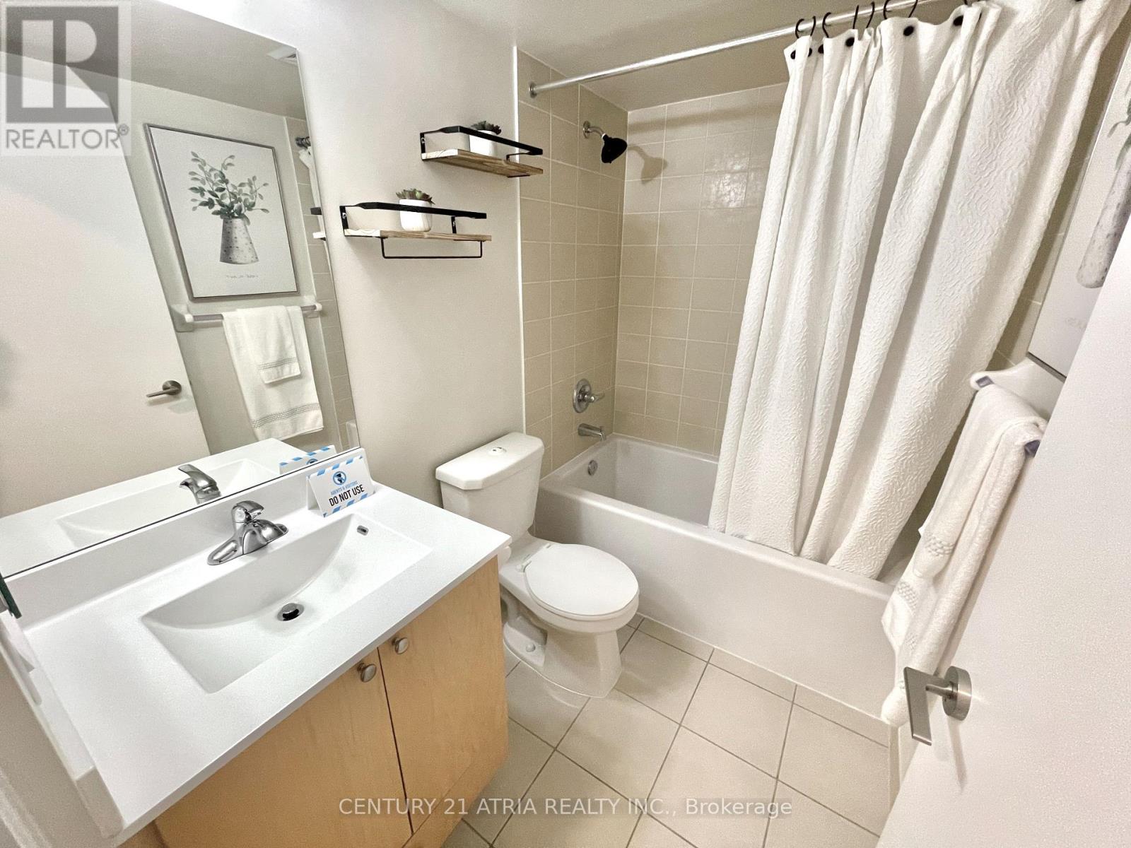 1019 - 181 Village Green Square, Toronto, Ontario  M1S 0K6 - Photo 8 - E12694348