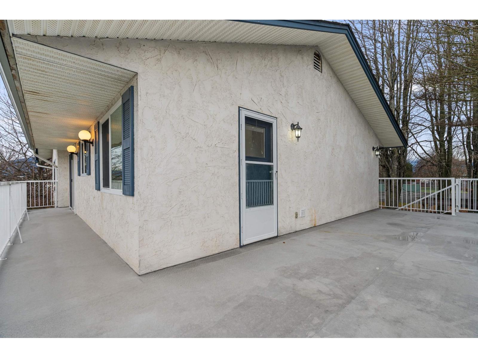 45187 Mountview Way, Sardis South, Chilliwack, British Columbia  V2R 1T3 - Photo 31 - R3078982