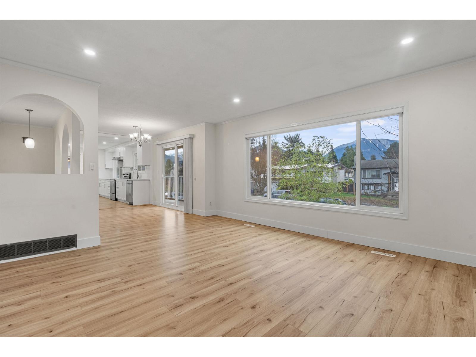 45187 Mountview Way, Sardis South, Chilliwack, British Columbia  V2R 1T3 - Photo 6 - R3078982