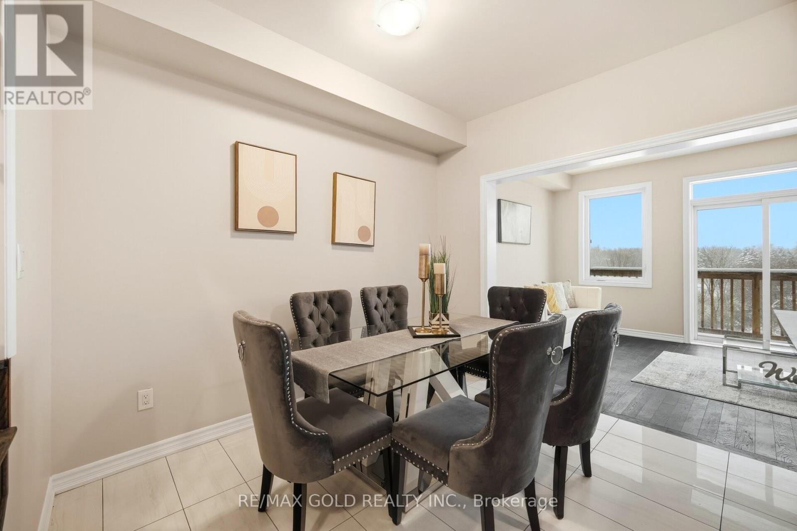 52 Savino Drive, Brampton, Ontario  L6Z 0J7 - Photo 6 - W12669244