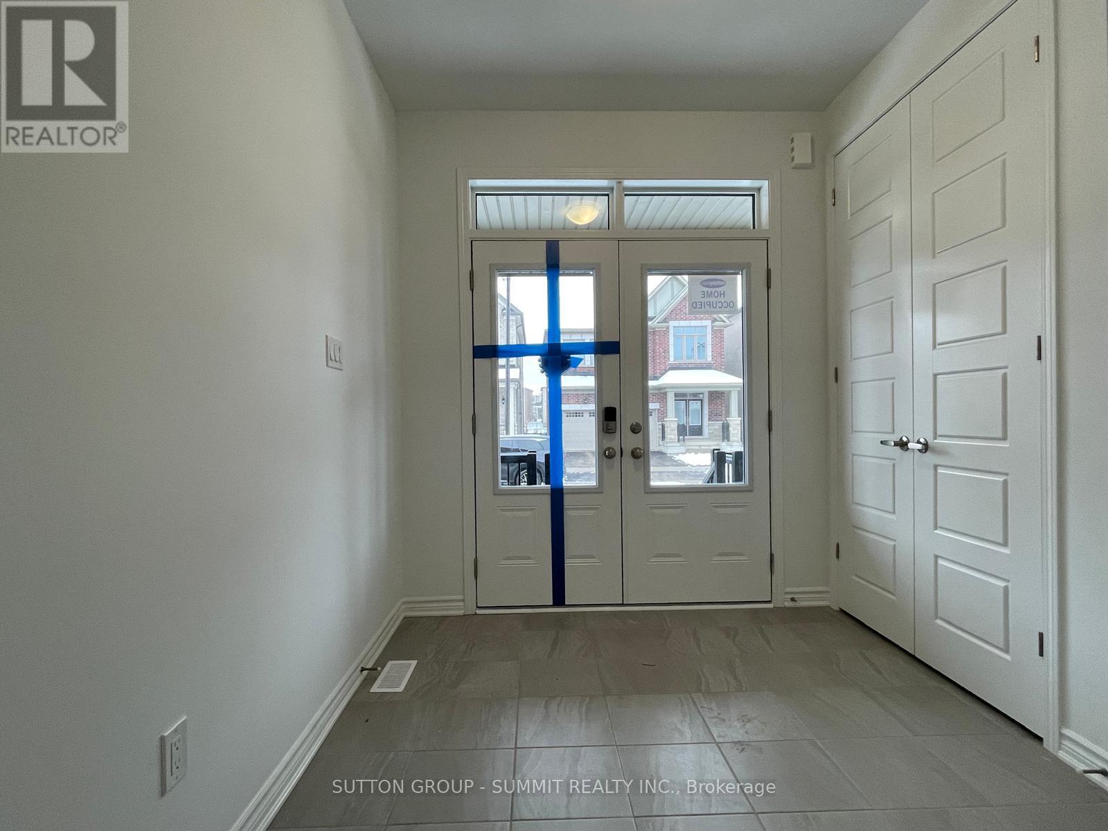 1444 Melville Bonus Crescent, Milton, Ontario  L9E 2H1 - Photo 3 - W12690554