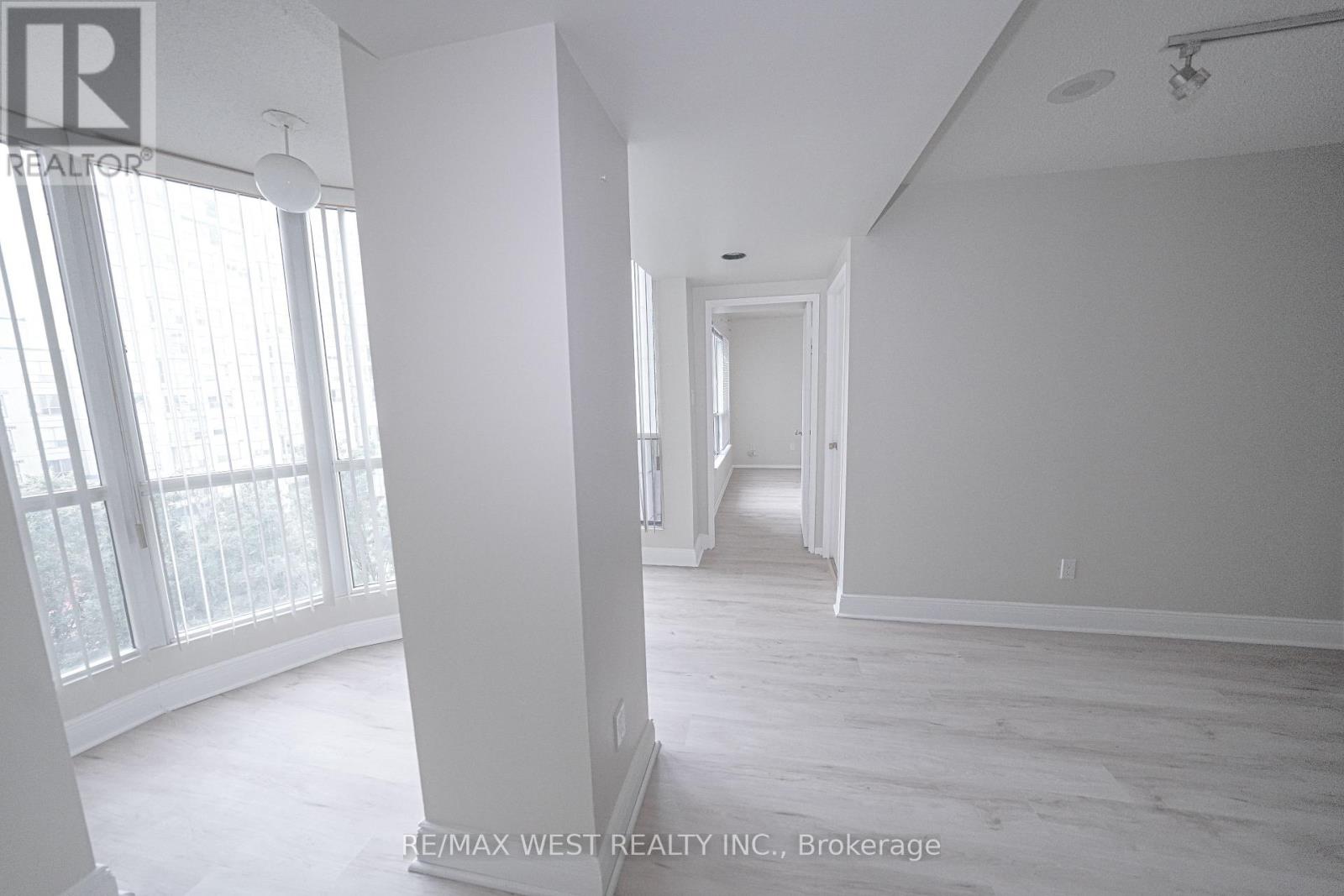 608 - 1470 Midland Avenue, Toronto, Ontario  M1P 3B9 - Photo 25 - E12695318