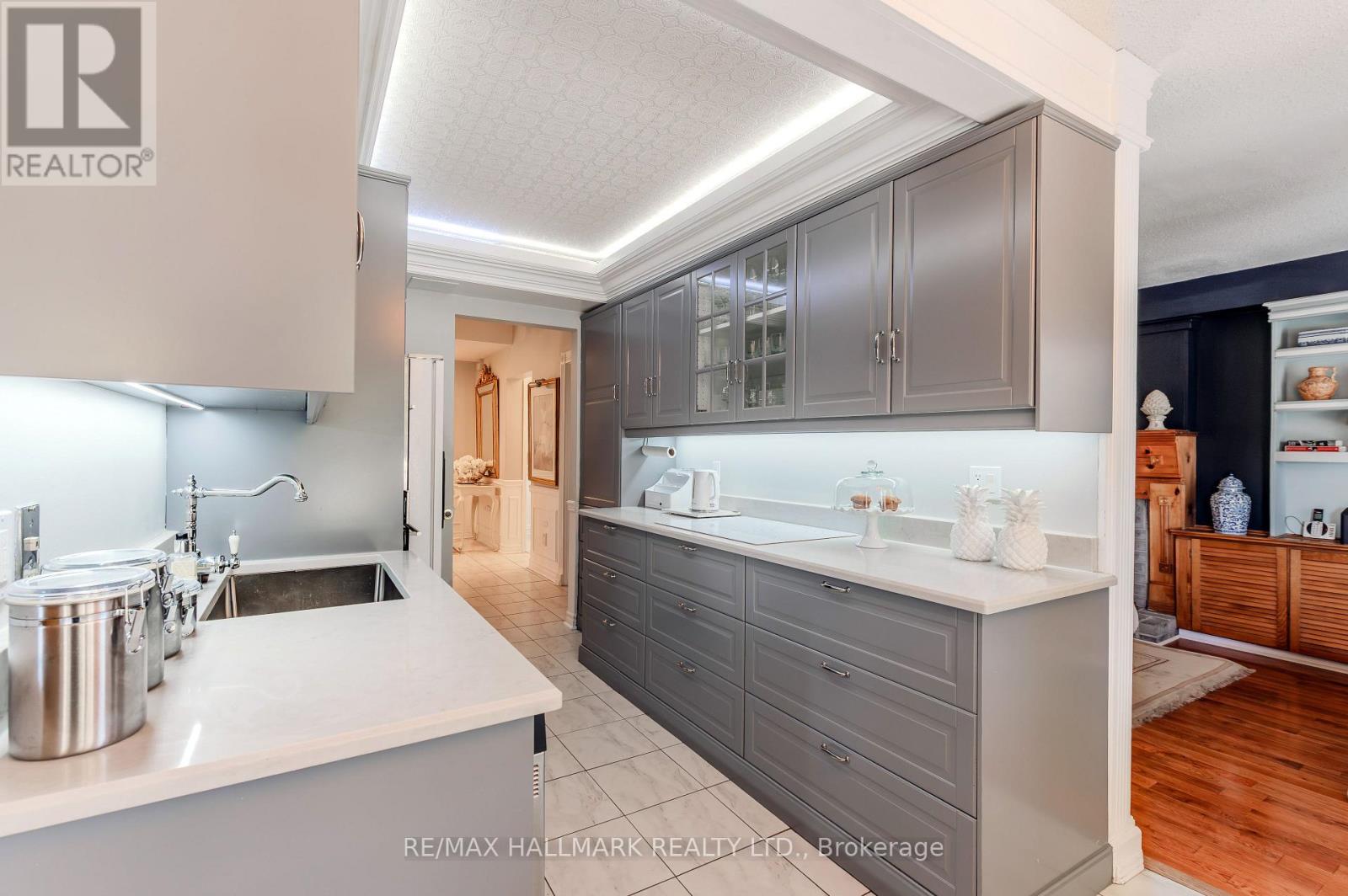 1091 Benton Crescent, Pickering, Ontario  L1X 1N2 - Photo 11 - E12695366