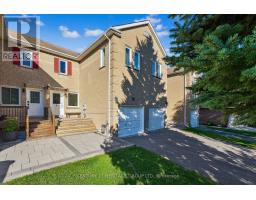 112 SANDFIELD DRIVE, Aurora, Ontario