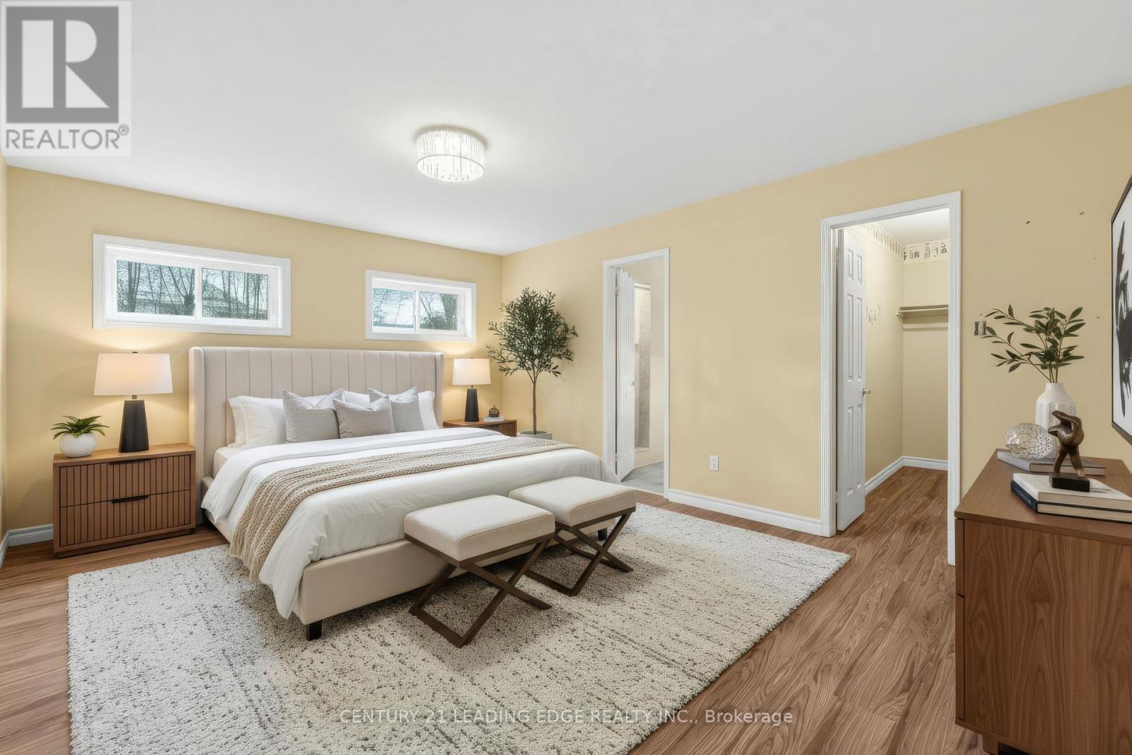 60 Snedden Avenue, Aurora, Ontario  L4G 7K6 - Photo 27 - N12695370