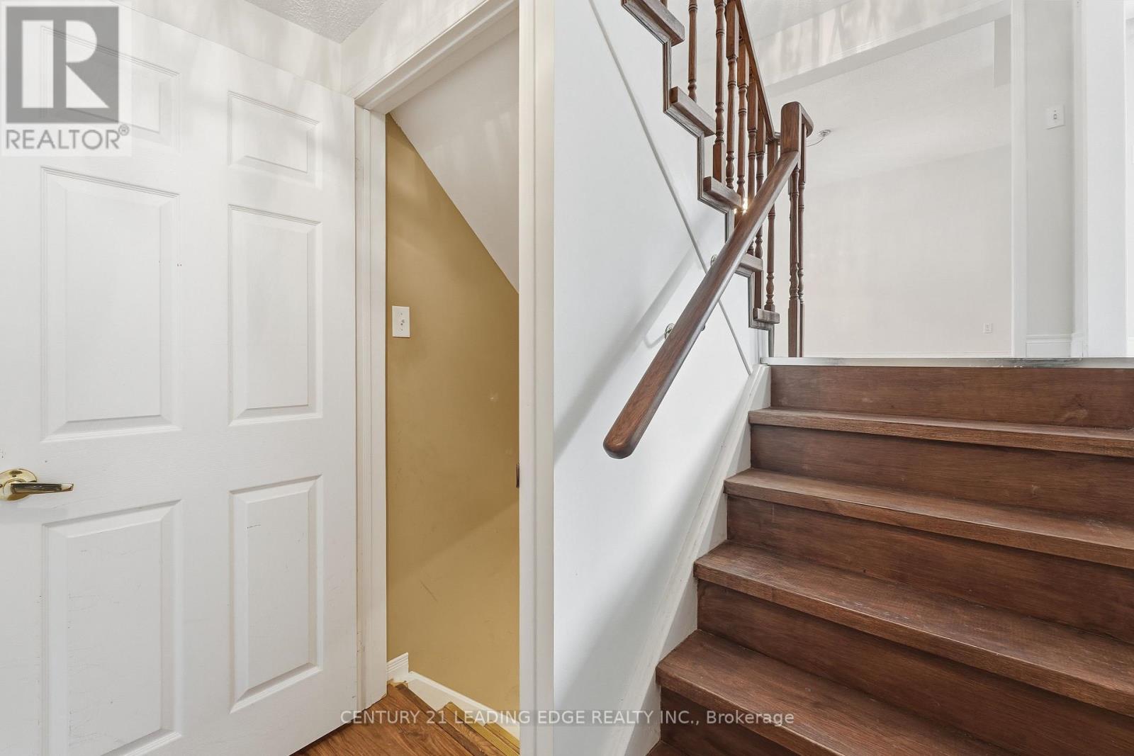 60 Snedden Avenue, Aurora, Ontario  L4G 7K6 - Photo 42 - N12695370