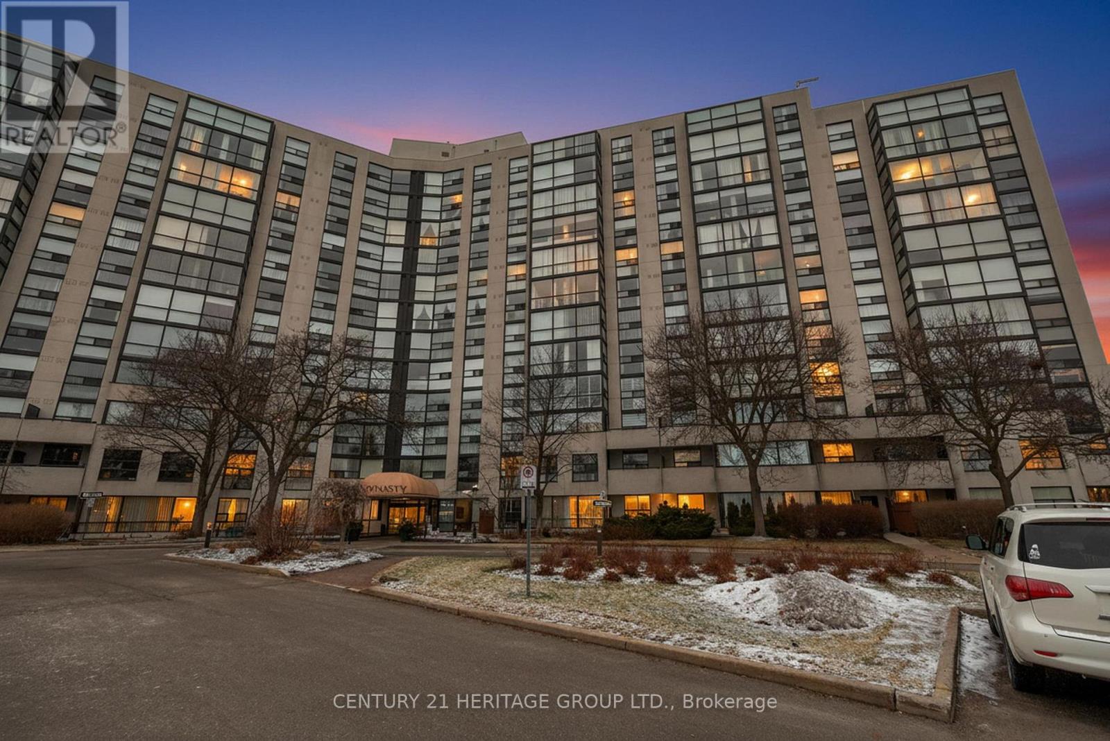 112 - 40 HARDING BOULEVARD W, Richmond Hill, Ontario