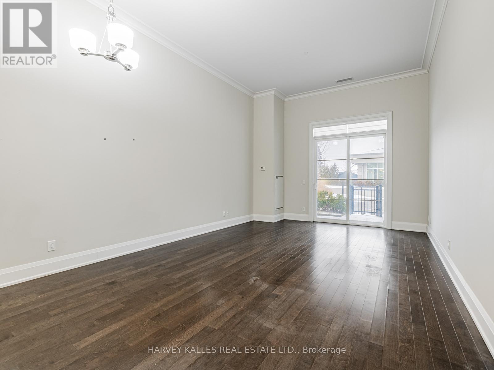 112 - 7 Bond Crescent, Richmond Hill, Ontario  L4E 1E6 - Photo 8 - N12695394