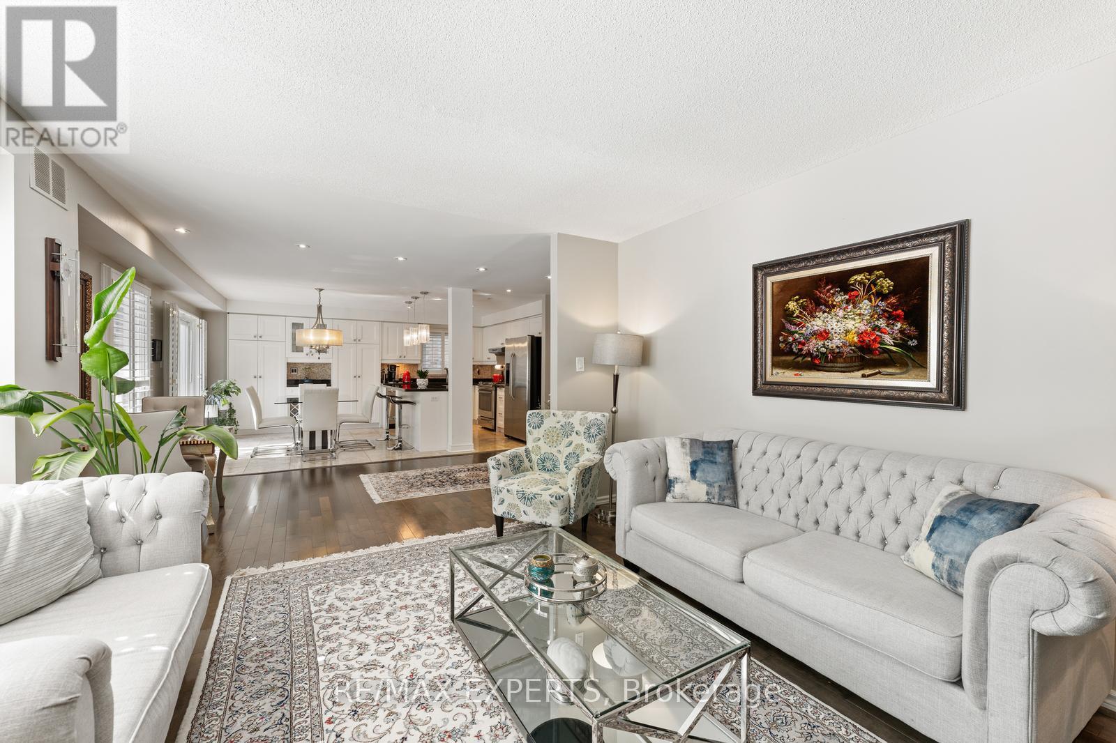 286 Kirby Crescent, Newmarket, Ontario  L3X 1H4 - Photo 19 - N12695448