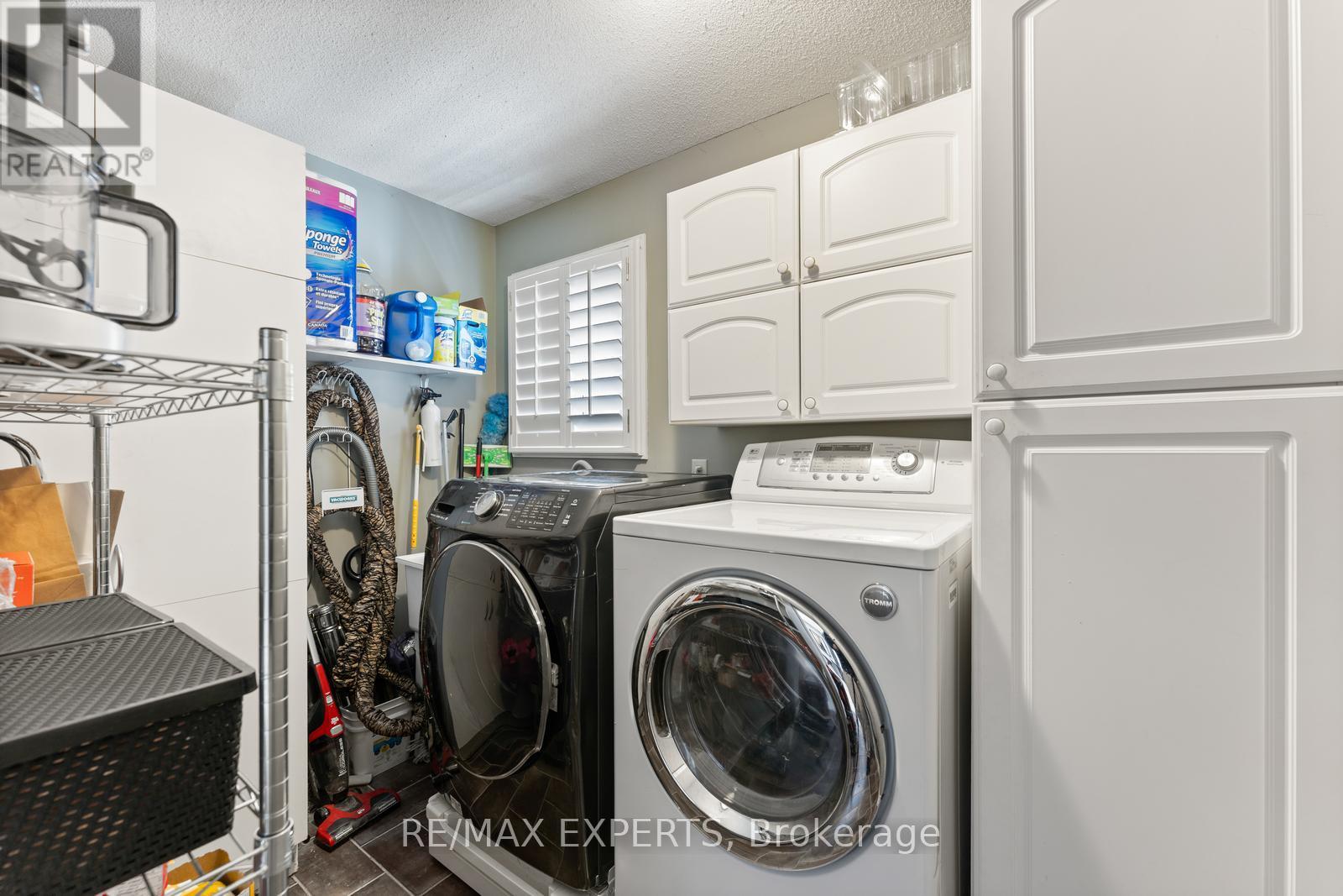 286 Kirby Crescent, Newmarket, Ontario  L3X 1H4 - Photo 22 - N12695448