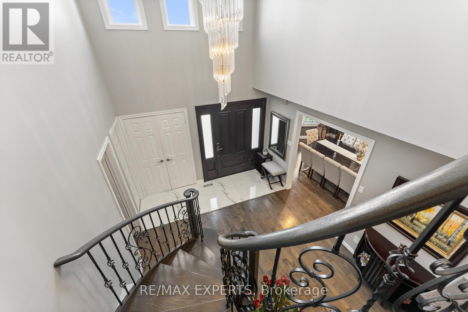 286 Kirby Crescent, Newmarket, Ontario  L3X 1H4 - Photo 23 - N12695448