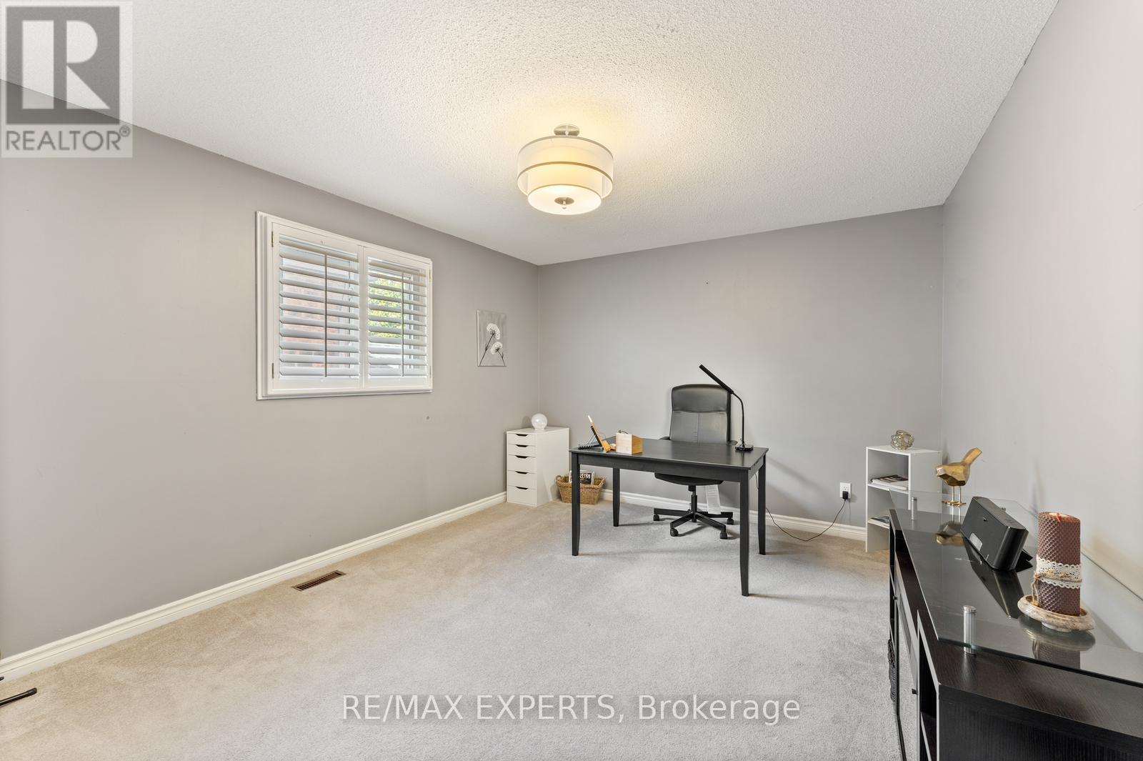 286 Kirby Crescent, Newmarket, Ontario  L3X 1H4 - Photo 32 - N12695448