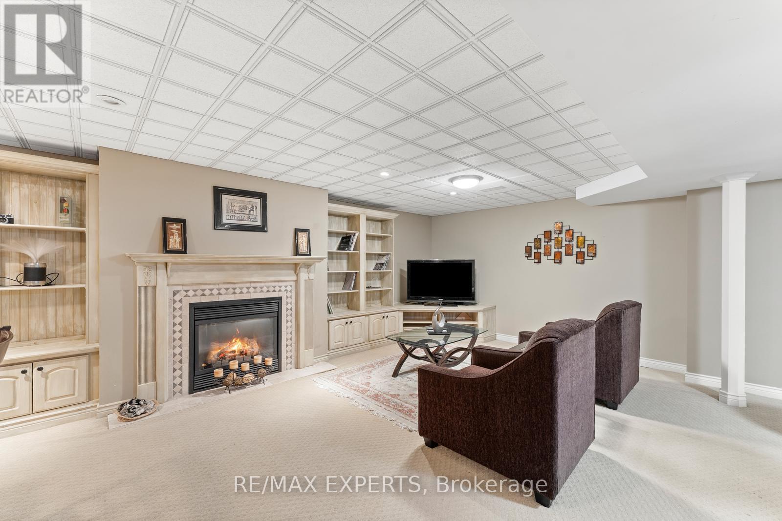 286 Kirby Crescent, Newmarket, Ontario  L3X 1H4 - Photo 36 - N12695448