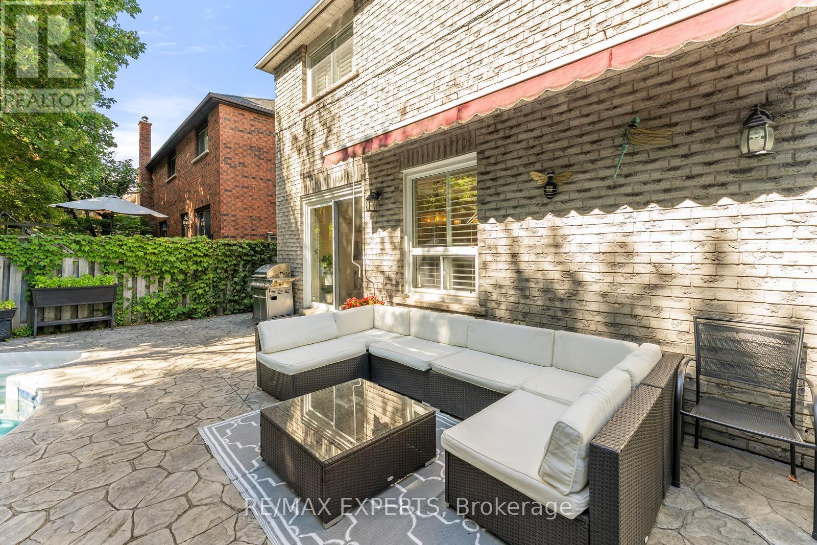 286 Kirby Crescent, Newmarket, Ontario  L3X 1H4 - Photo 44 - N12695448