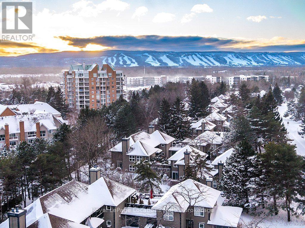 417 Mariners Way, Collingwood, Ontario  L9Y 5C7 - Photo 2 - S12695532