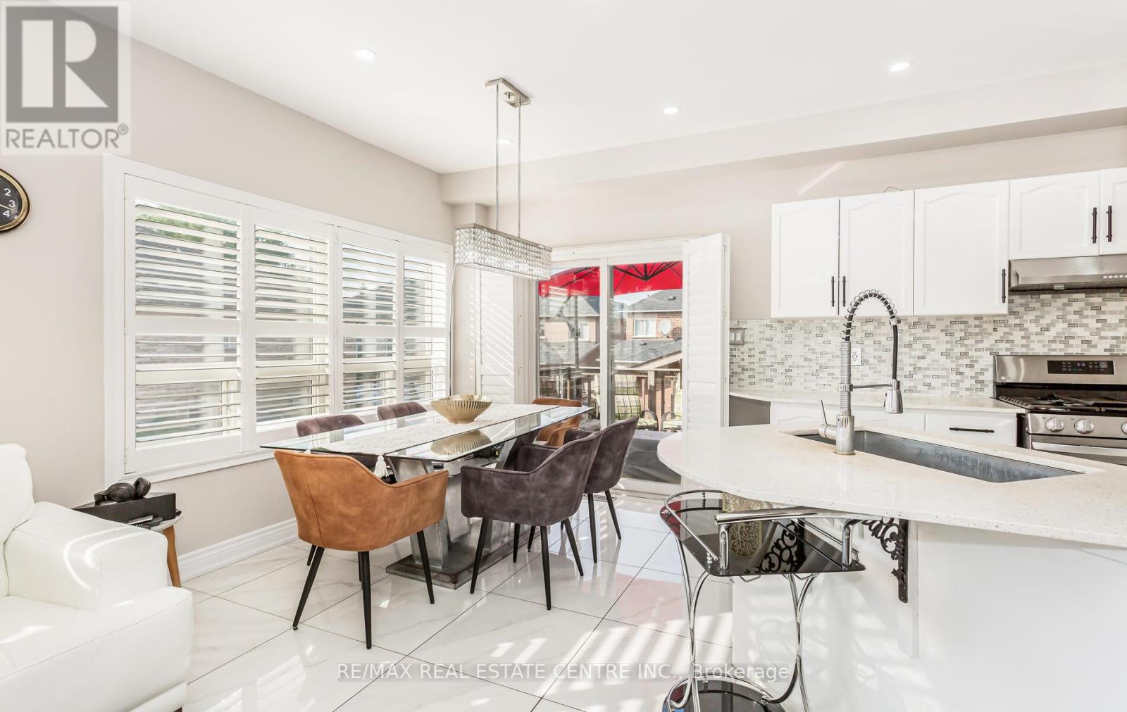 3949 Tacc Drive, Mississauga, Ontario  L5M 6L2 - Photo 11 - W12695320