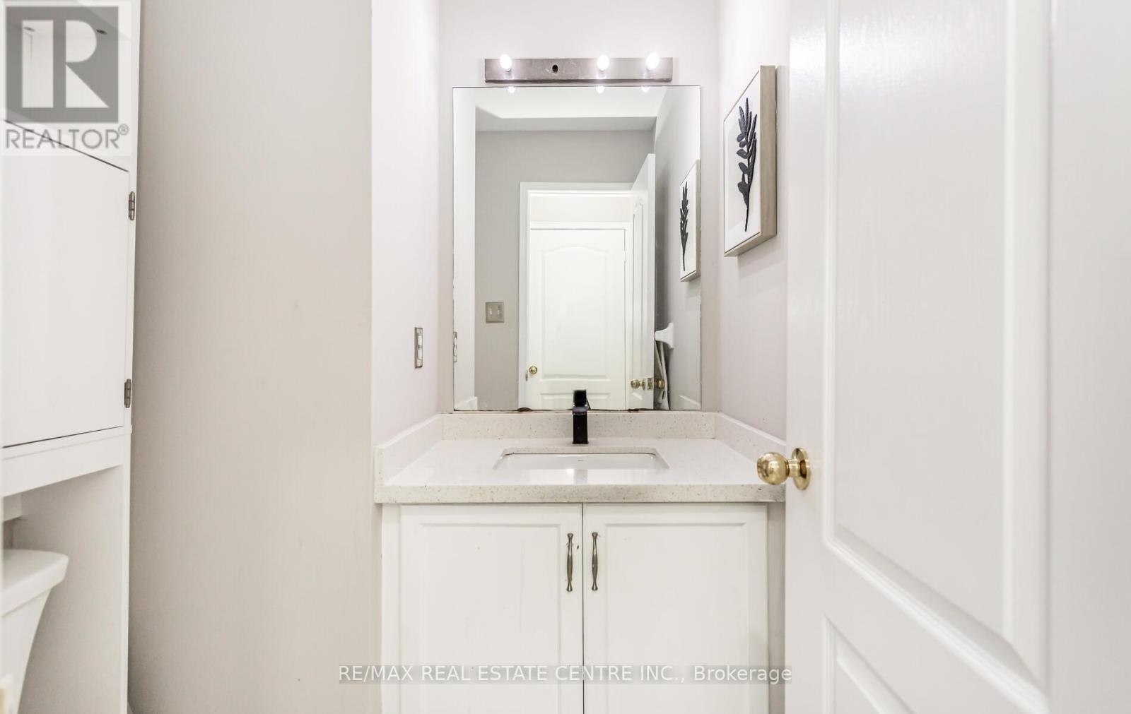 3949 Tacc Drive, Mississauga, Ontario  L5M 6L2 - Photo 20 - W12695320