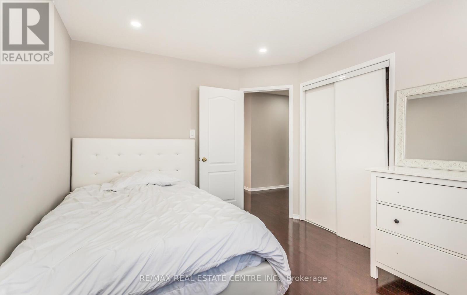 3949 Tacc Drive, Mississauga, Ontario  L5M 6L2 - Photo 25 - W12695320