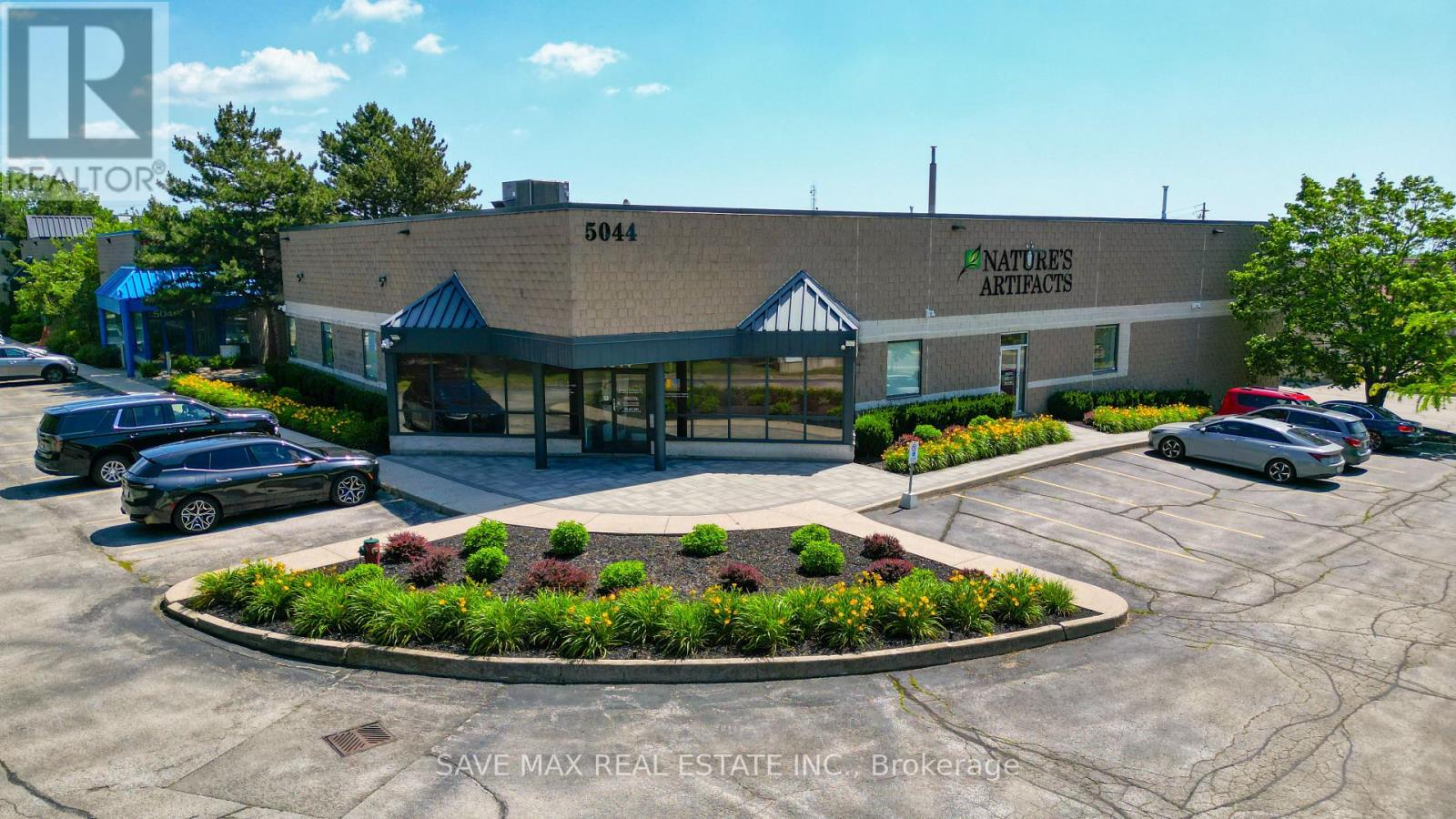 5044 South Service Road, Burlington, Ontario  L7L 5Y7 - Photo 1 - W12695328