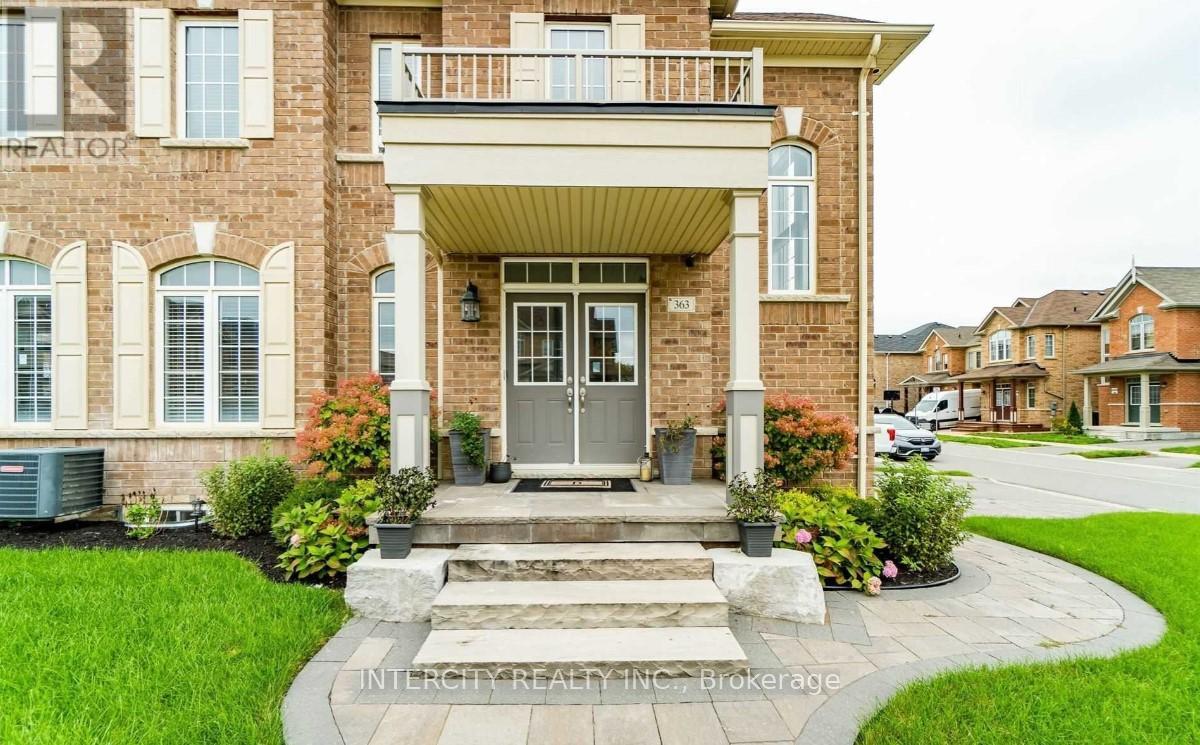 363 ROBERT PARKINSON DRIVE, Brampton, Ontario