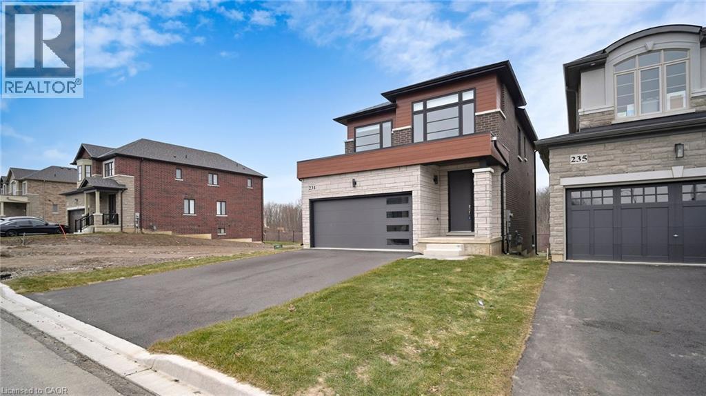 231 Alessio Drive, Hamilton, Ontario  L9B 0K4 - Photo 2 - 40798524