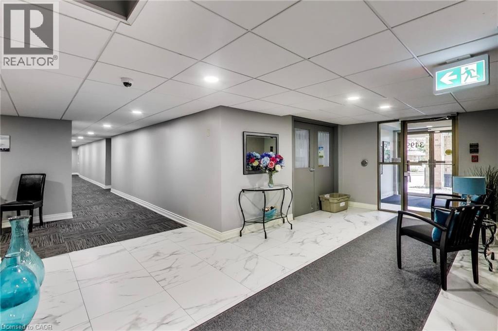 3499 Upper Middle Road Unit# 111, Burlington, Ontario  L7M 4M7 - Photo 6 - 40798103