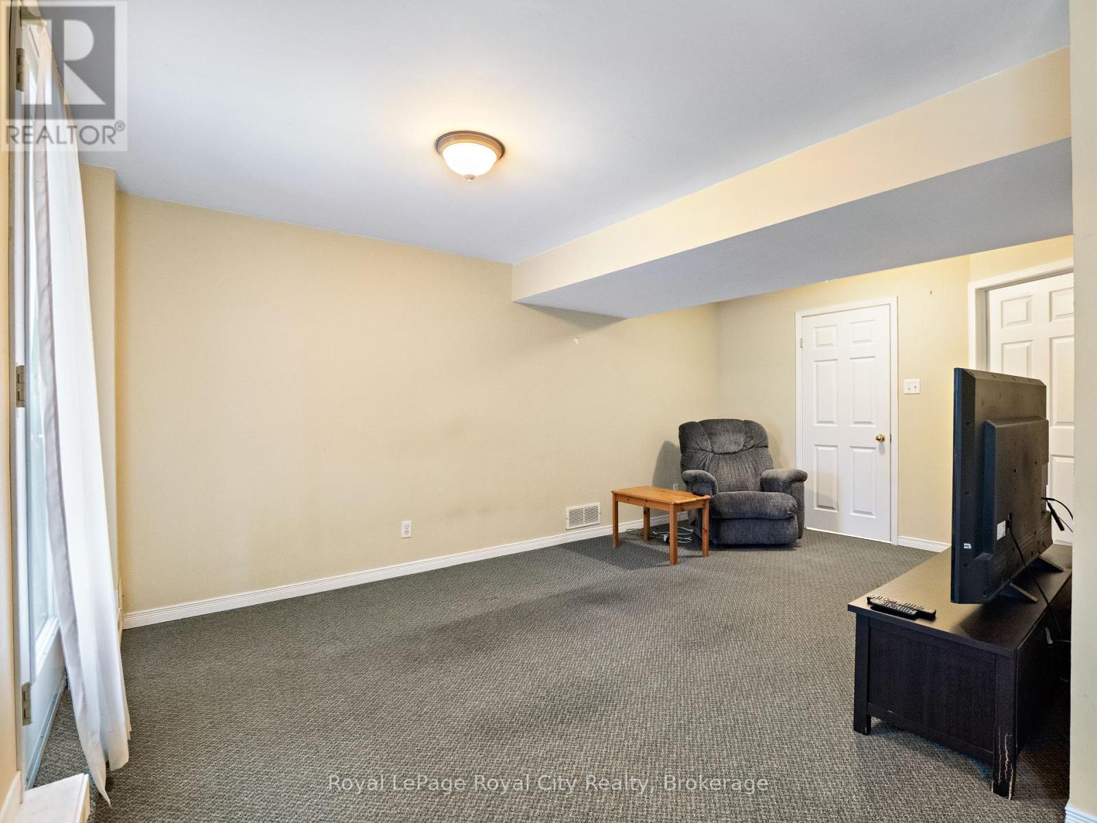 47 Schroder Crescent, Guelph, Ontario  N1E 7B3 - Photo 29 - X12695464