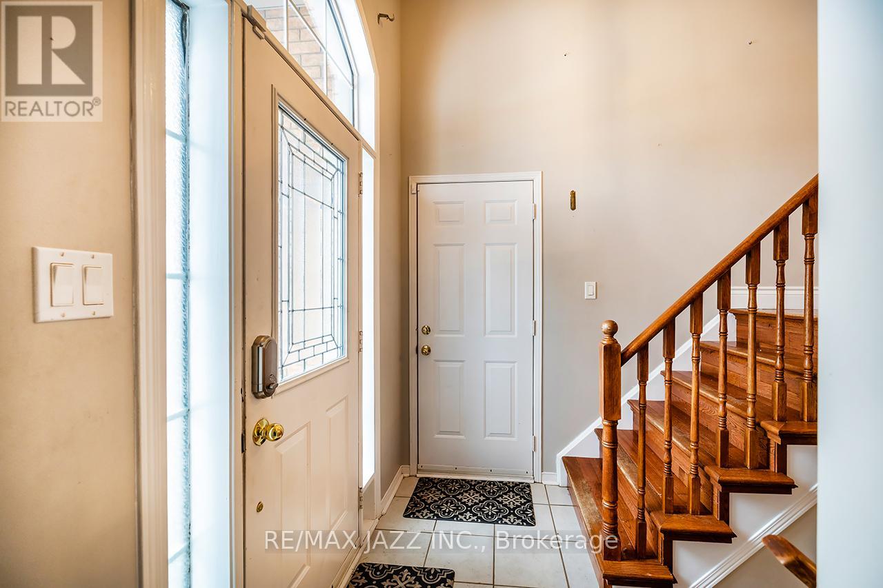 16 Goodwin Avenue, Clarington, Ontario  L1C 4Z4 - Photo 6 - E12695492