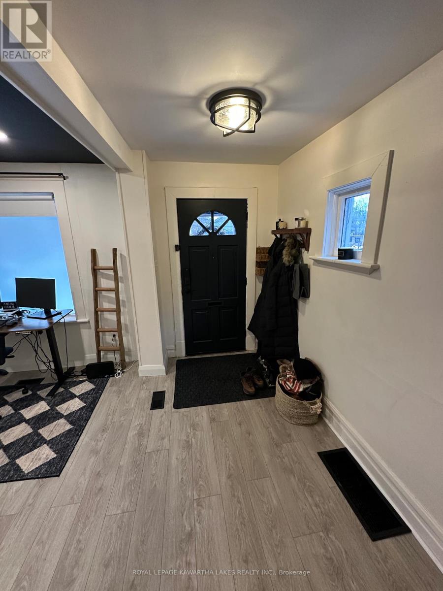 514 Park Street N, Peterborough, Ontario  K9H 4R4 - Photo 4 - X12695456