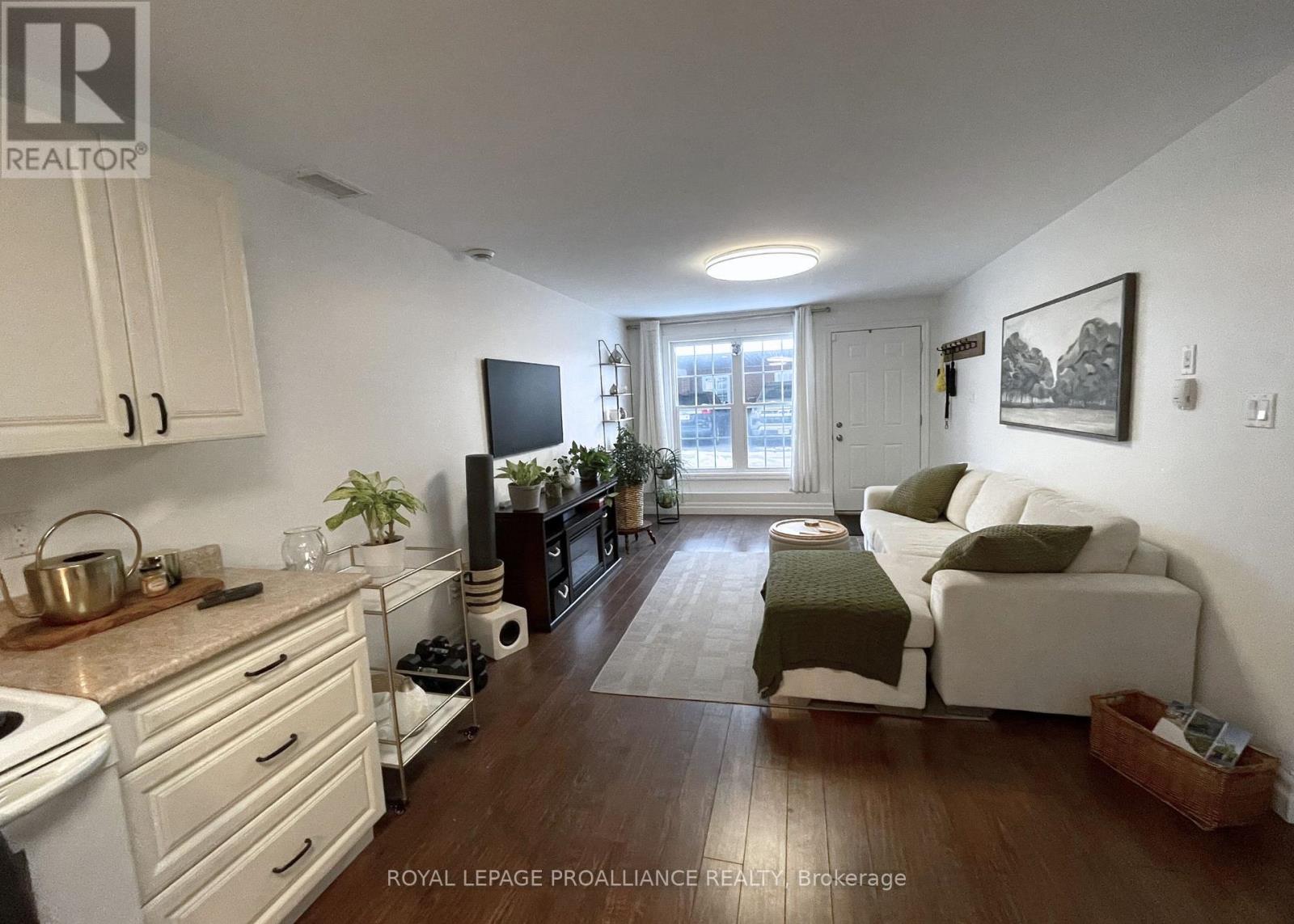 11 - 494 Metcalf Street, Tweed, Ontario  K0K 3J0 - Photo 5 - X12695582